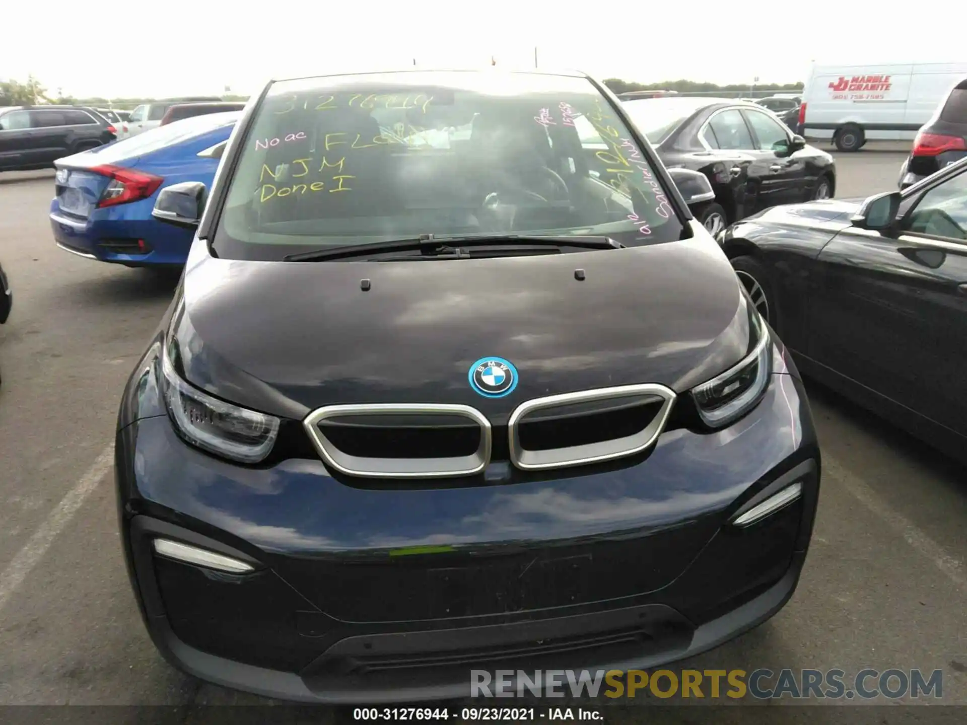 6 Photograph of a damaged car WBY8P4C08L7G30847 BMW I3 2020