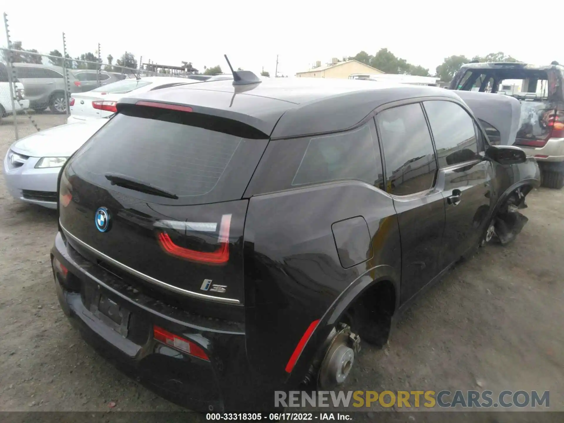 4 Photograph of a damaged car WBY8P6C00L7G17344 BMW I3 2020