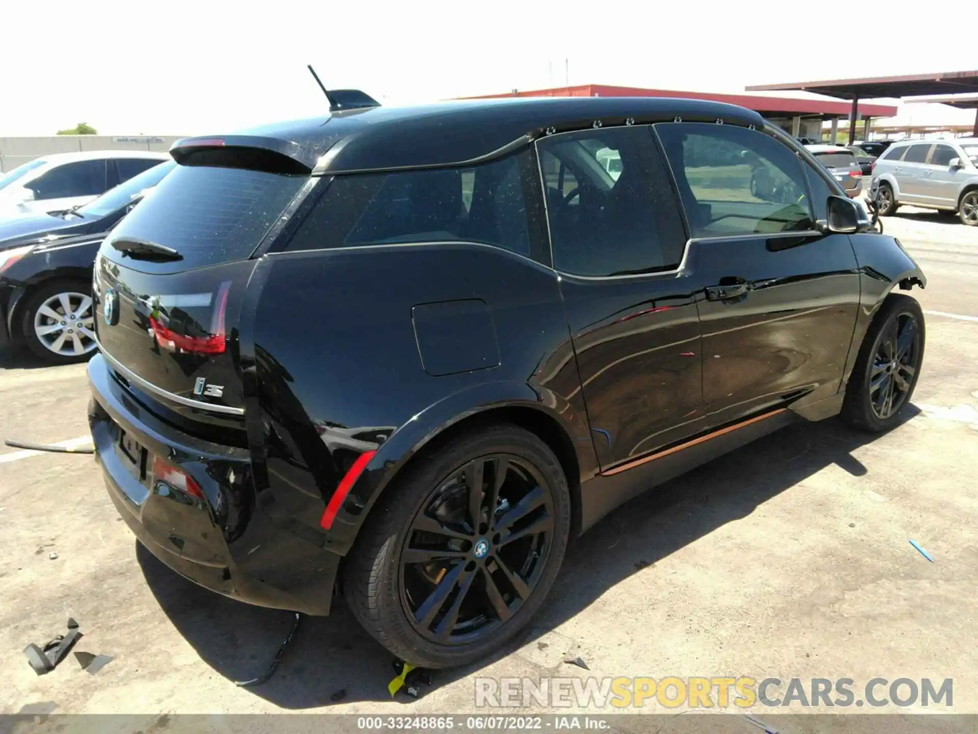 4 Photograph of a damaged car WBY8P6C06L7F80655 BMW I3 2020