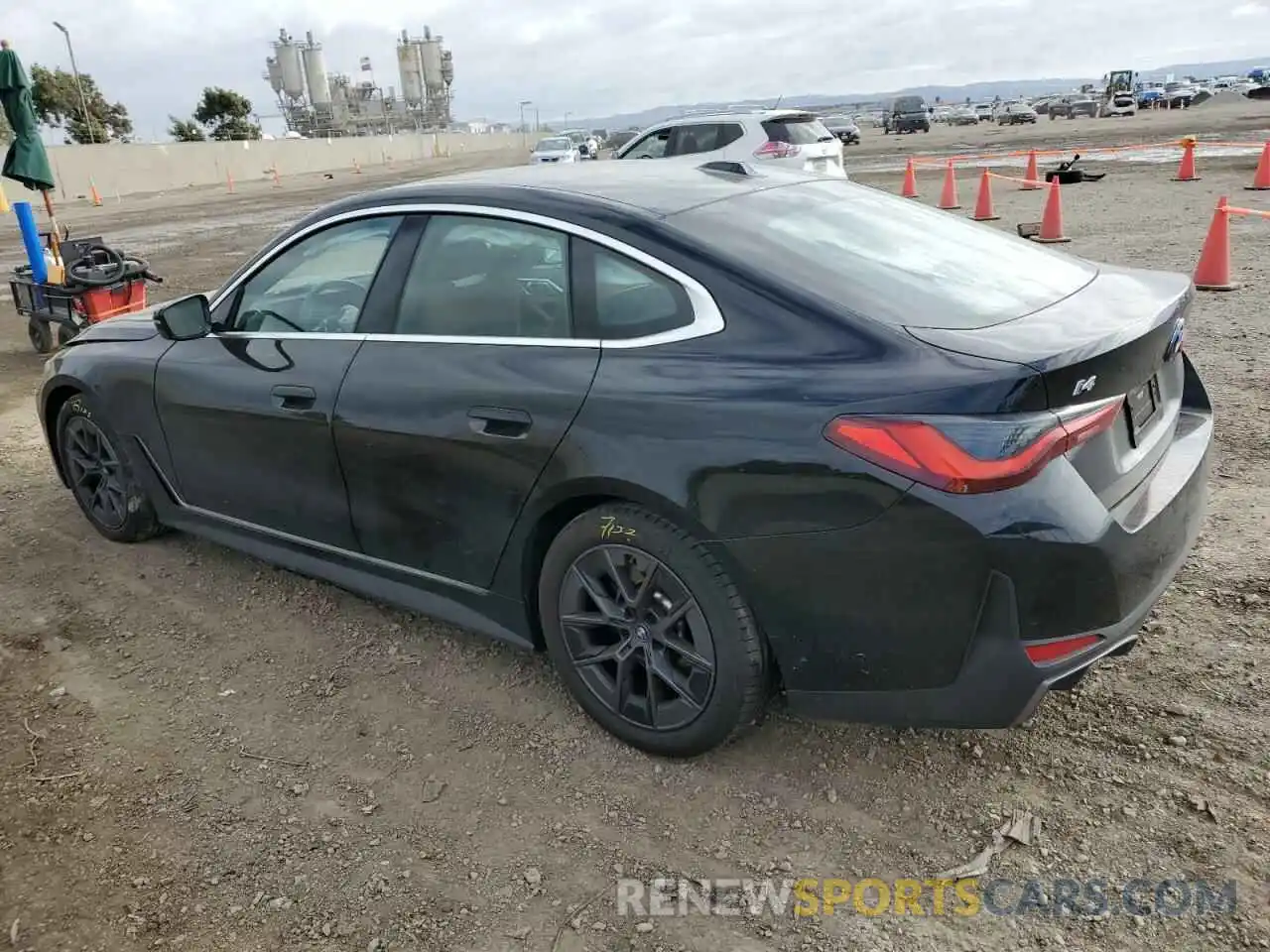 2 Photograph of a damaged car WBY73AW0XPFN41792 BMW I4 EDRIVE4 2023