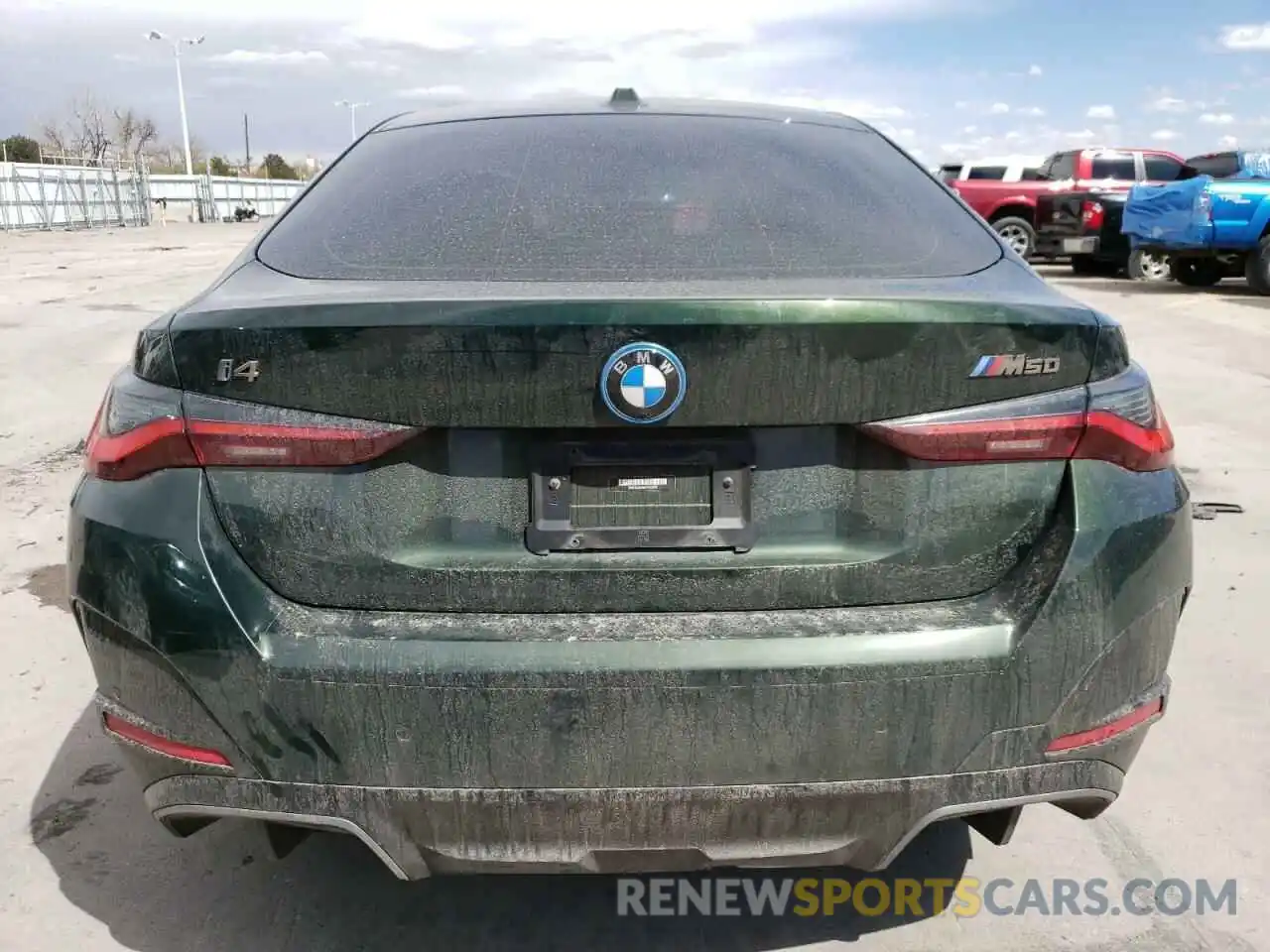 6 Photograph of a damaged car WBY33AW02PFP23002 BMW I4 M50 2023