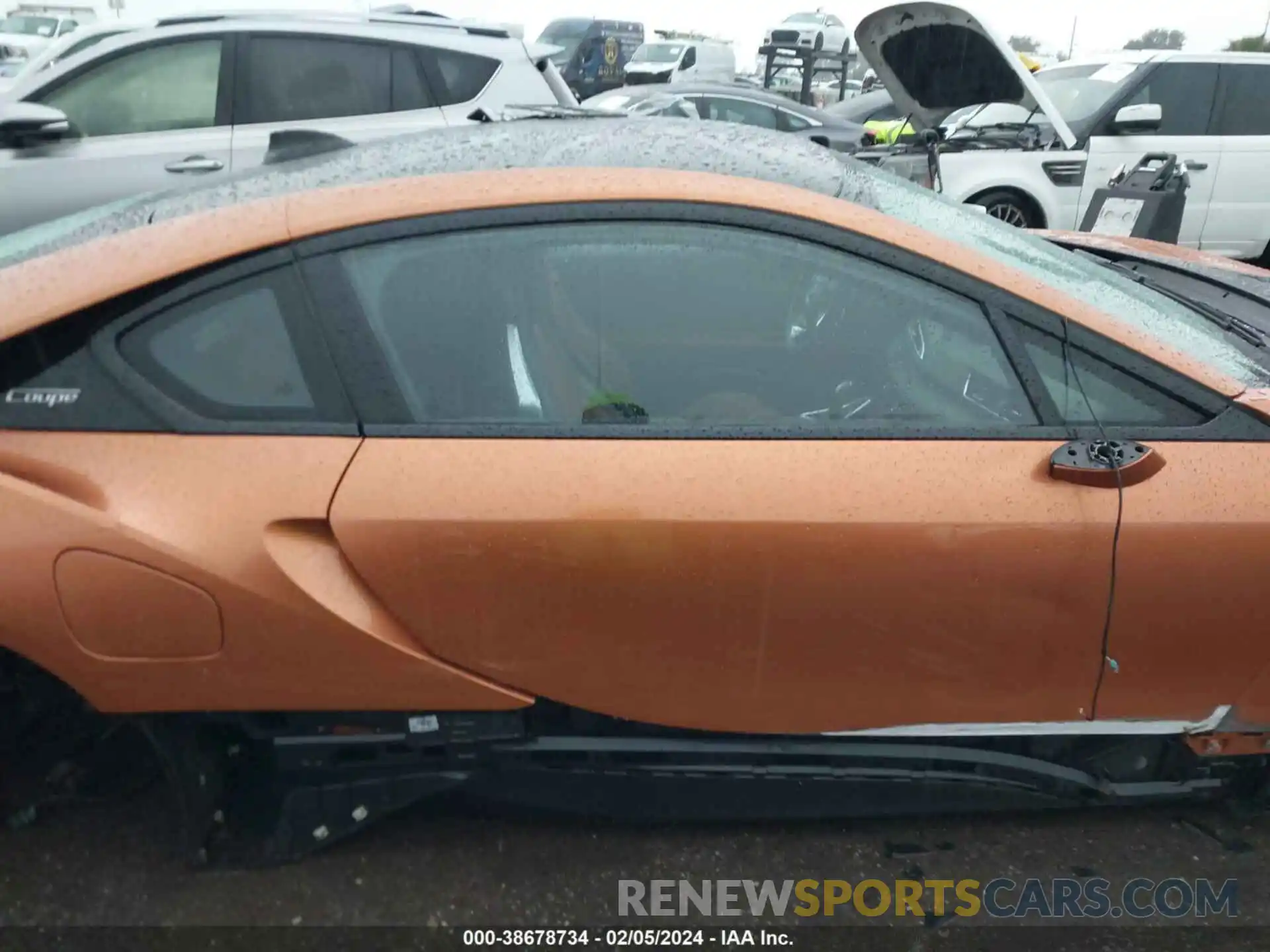 14 Фотография поврежденного автомобиля WBY2Z4C52KVB81753 BMW I8 2019