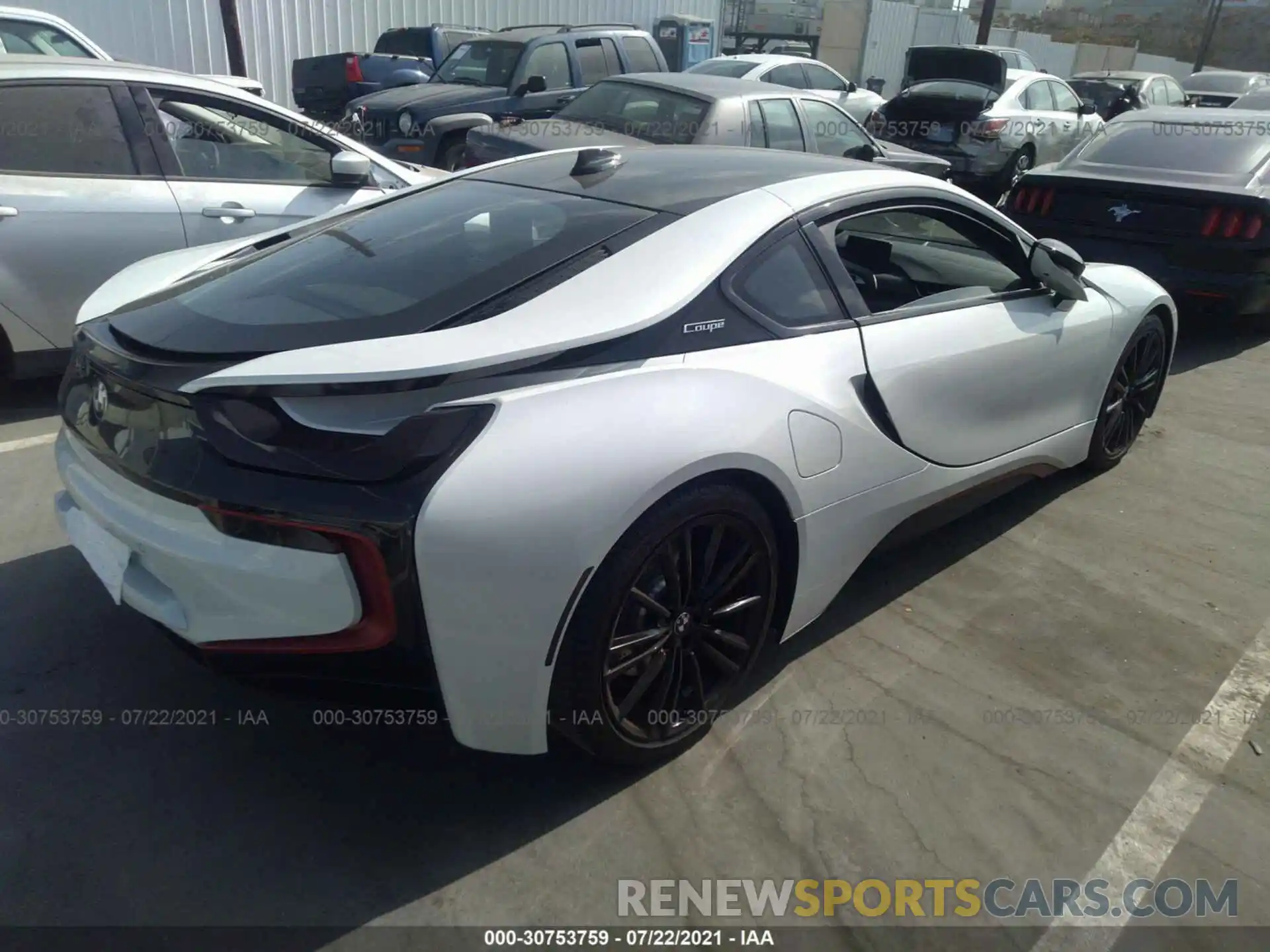 4 Photograph of a damaged car WBY2Z4C59K7F12610 BMW I8 2019