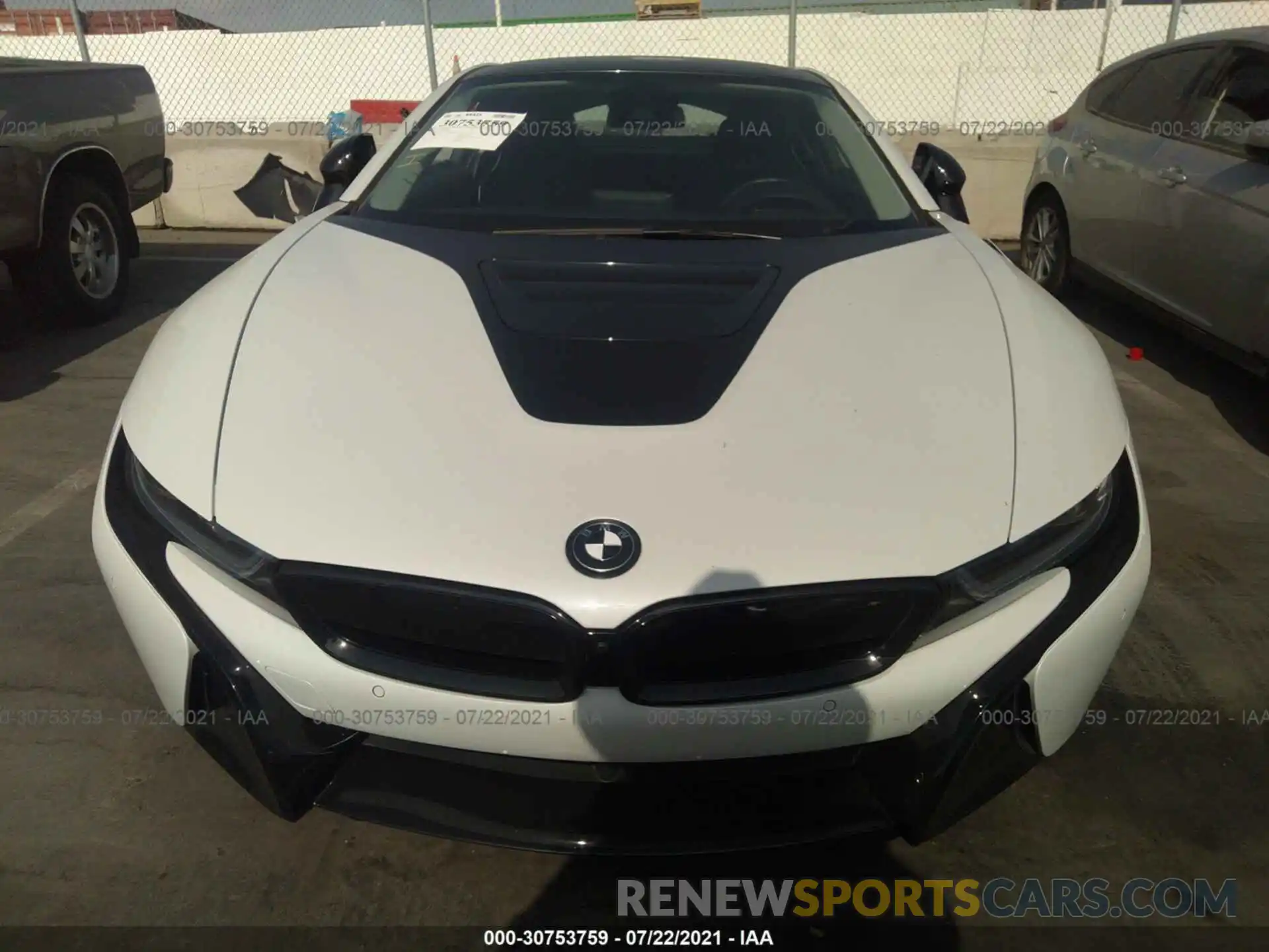 6 Photograph of a damaged car WBY2Z4C59K7F12610 BMW I8 2019