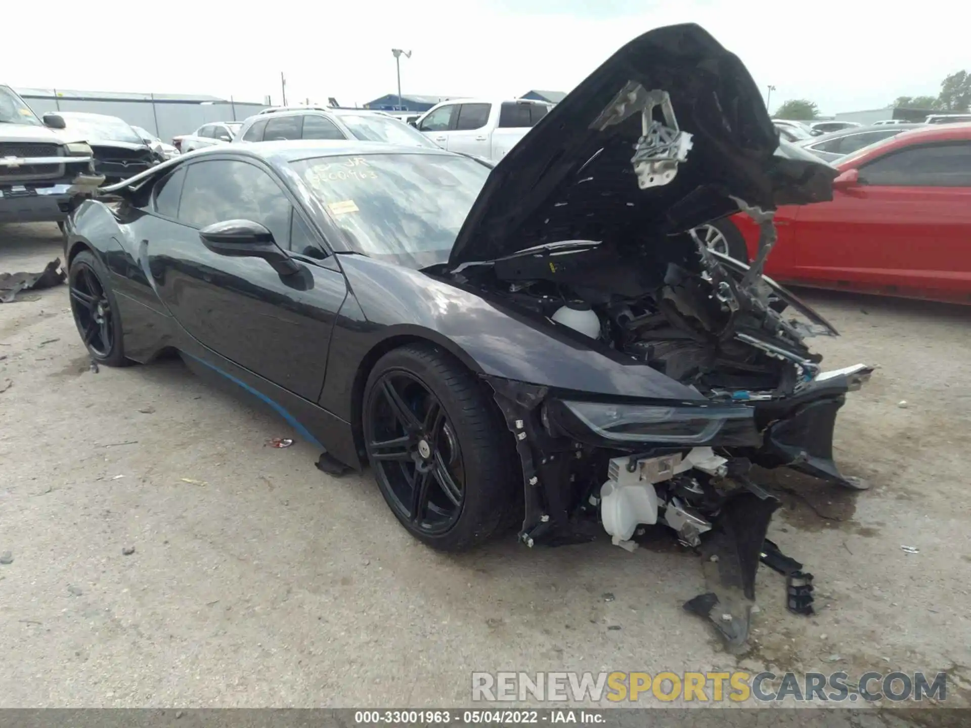 1 Photograph of a damaged car WBY2Z4C59KVB81894 BMW I8 2019