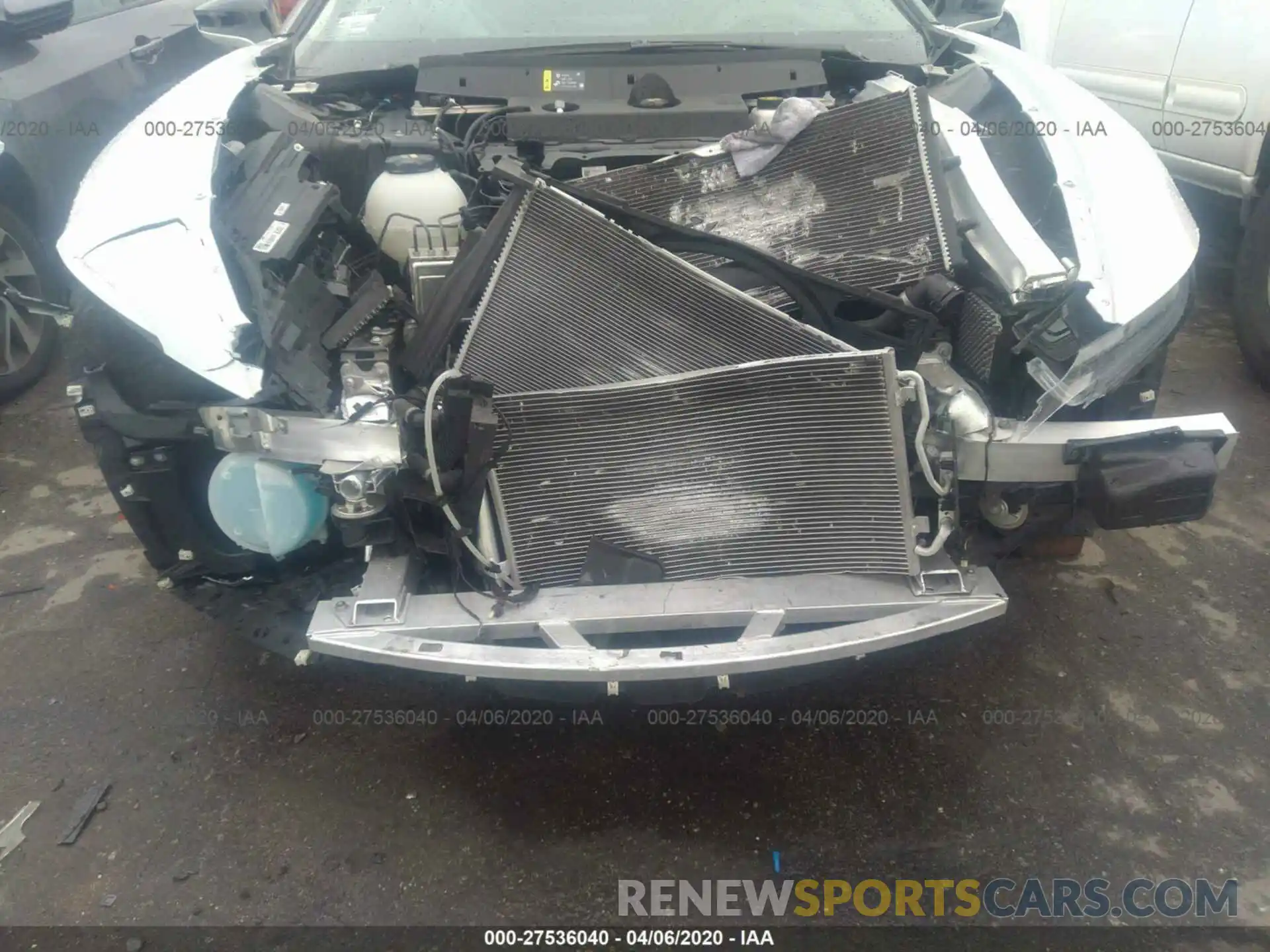 6 Photograph of a damaged car WBY2Z6C50KVB82797 BMW I8 2019