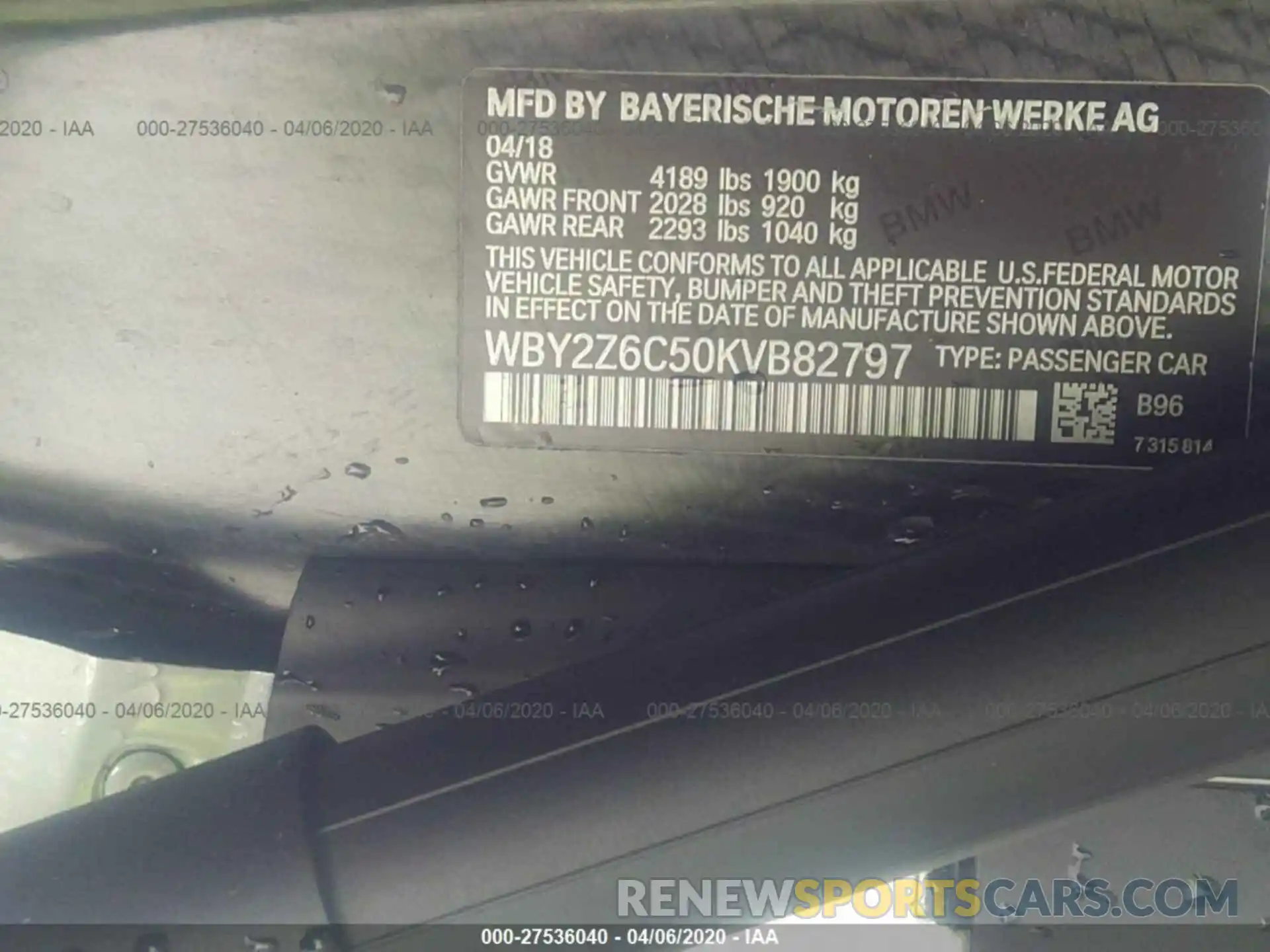 9 Photograph of a damaged car WBY2Z6C50KVB82797 BMW I8 2019