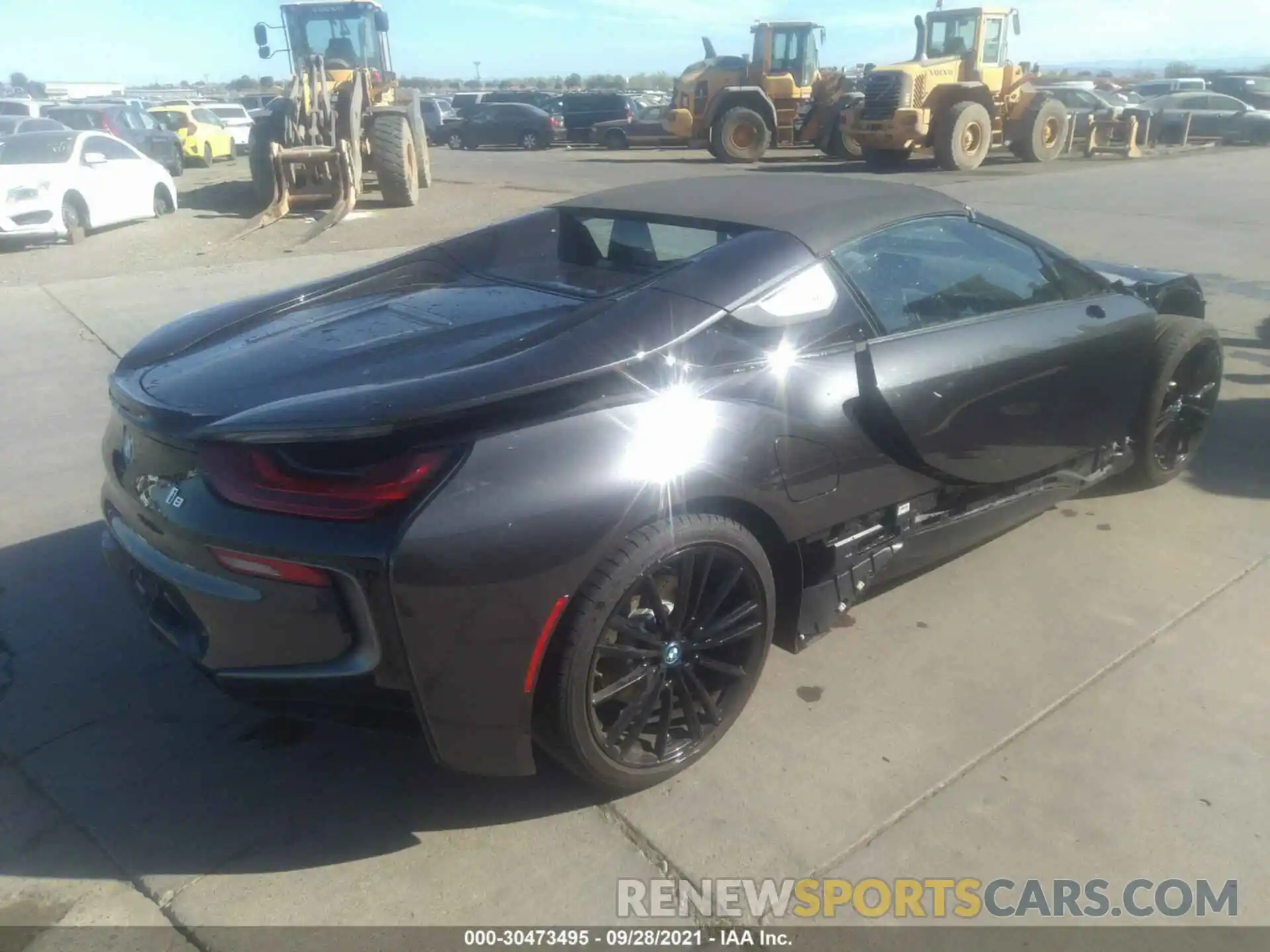 4 Photograph of a damaged car WBY2Z6C53K7D84361 BMW I8 2019