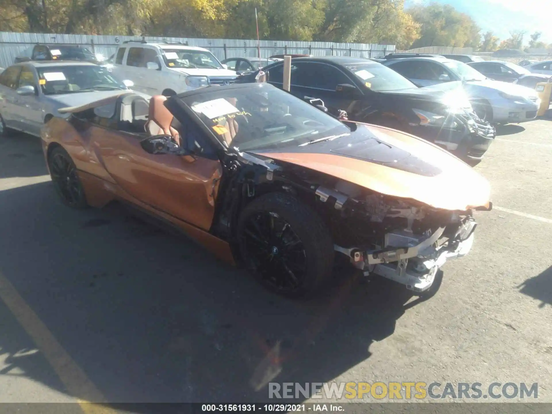 1 Photograph of a damaged car WBY2Z6C53KVG97826 BMW I8 2019