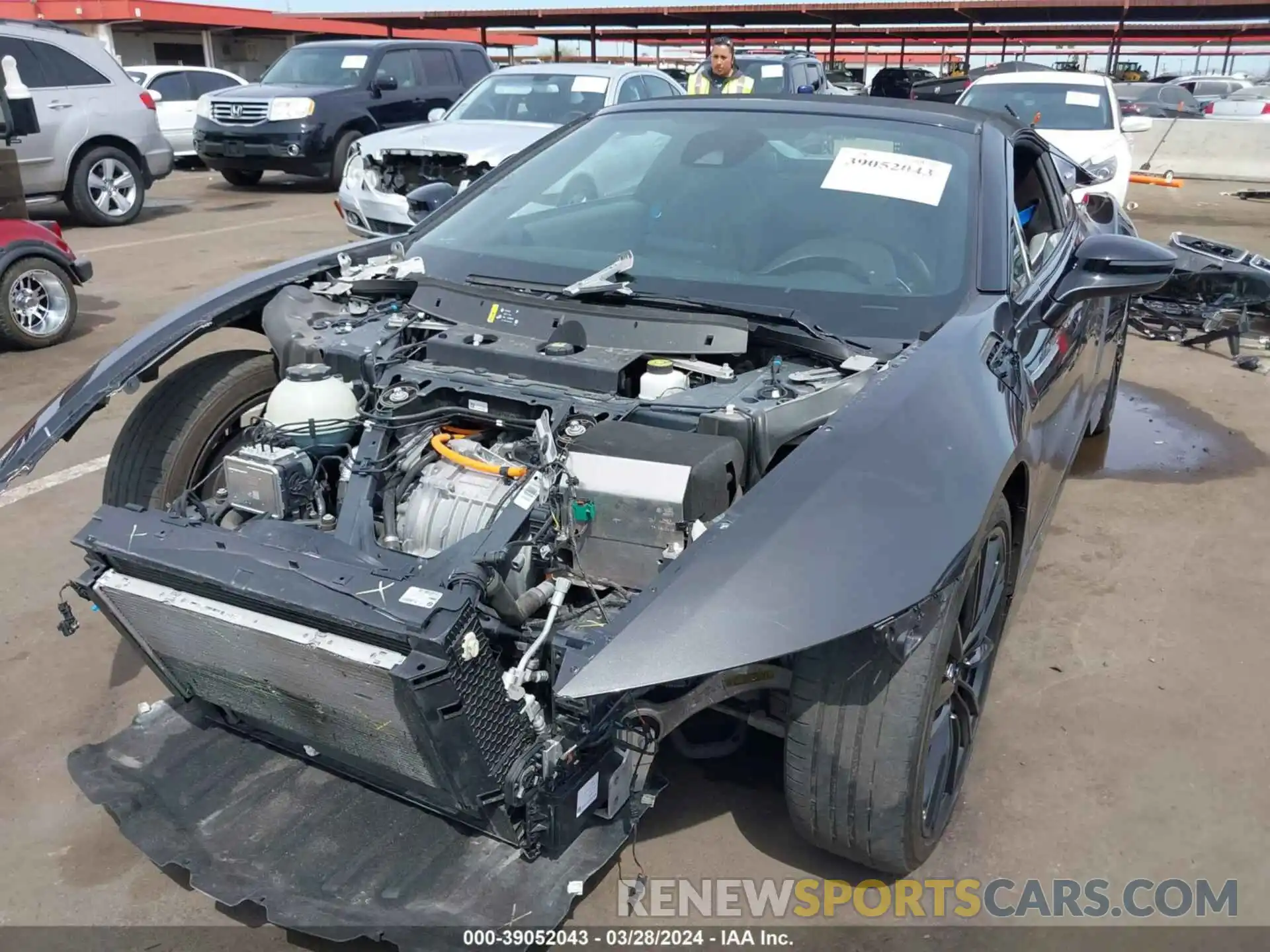 6 Photograph of a damaged car WBY2Z6C53KVG97888 BMW I8 2019