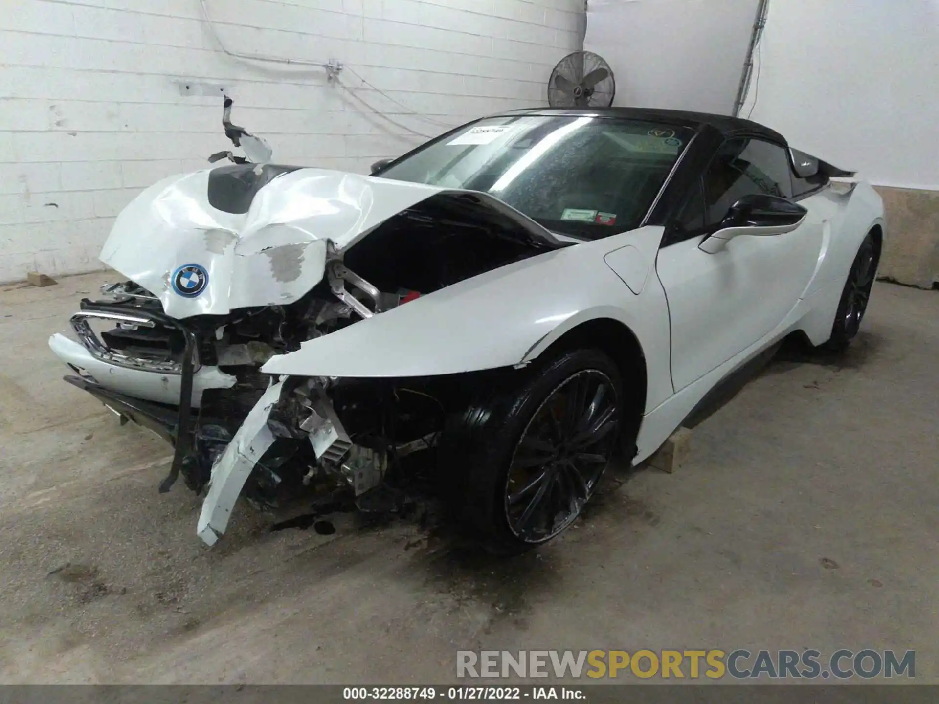 2 Photograph of a damaged car WBY2Z6C57K7D15138 BMW I8 2019