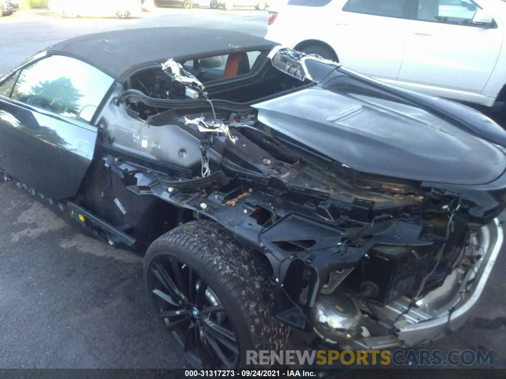 6 Photograph of a damaged car WBY2Z6C58K7D82475 BMW I8 2019