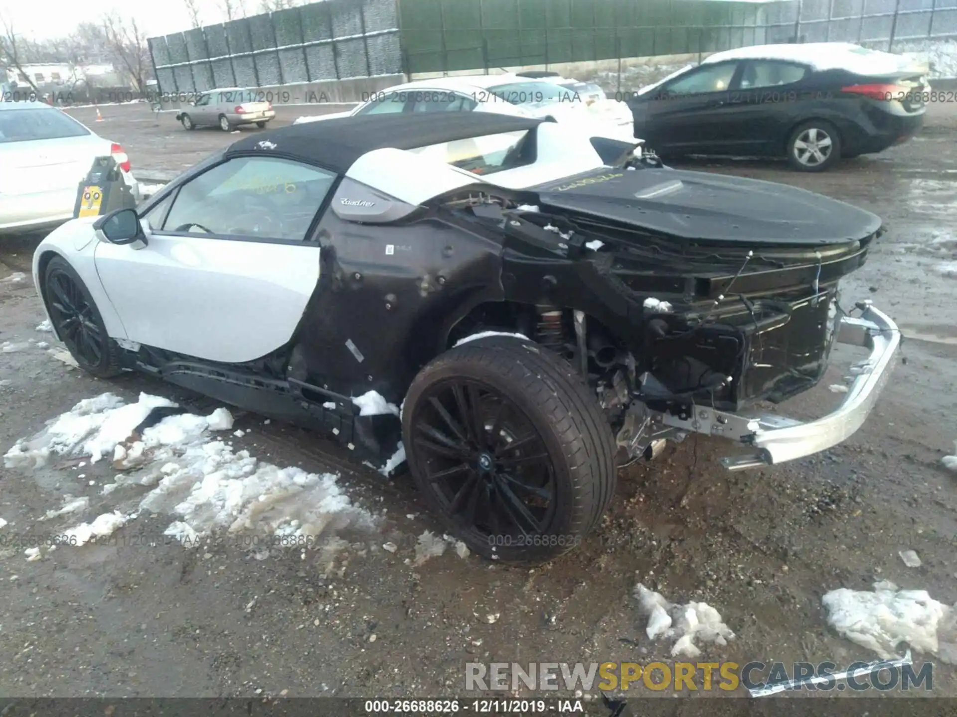 3 Photograph of a damaged car WBY2Z6C58K7D90981 BMW I8 2019