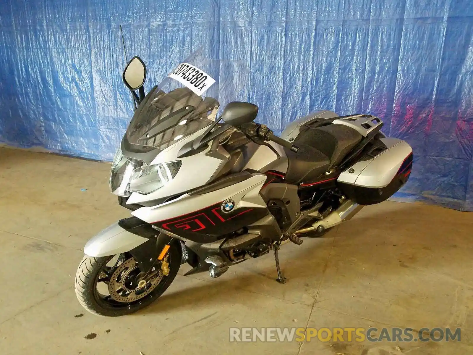 2 Photograph of a damaged car WB10F1103KZ542708 BMW K1600 GT 2019