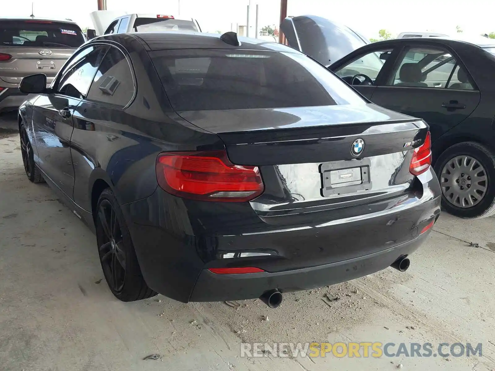 3 Photograph of a damaged car WBA2J5C51K7D13286 BMW M2 2019