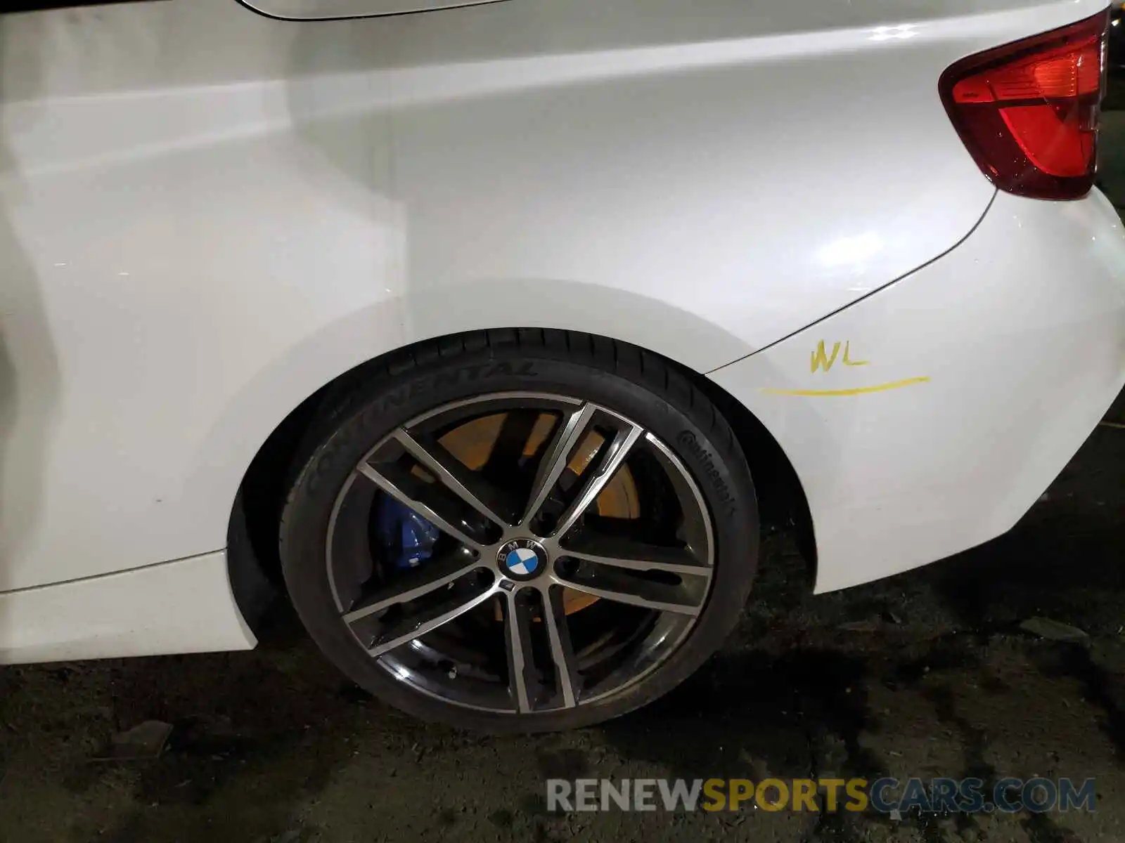 9 Photograph of a damaged car WBA2N1C54KVC28919 BMW M2 2019