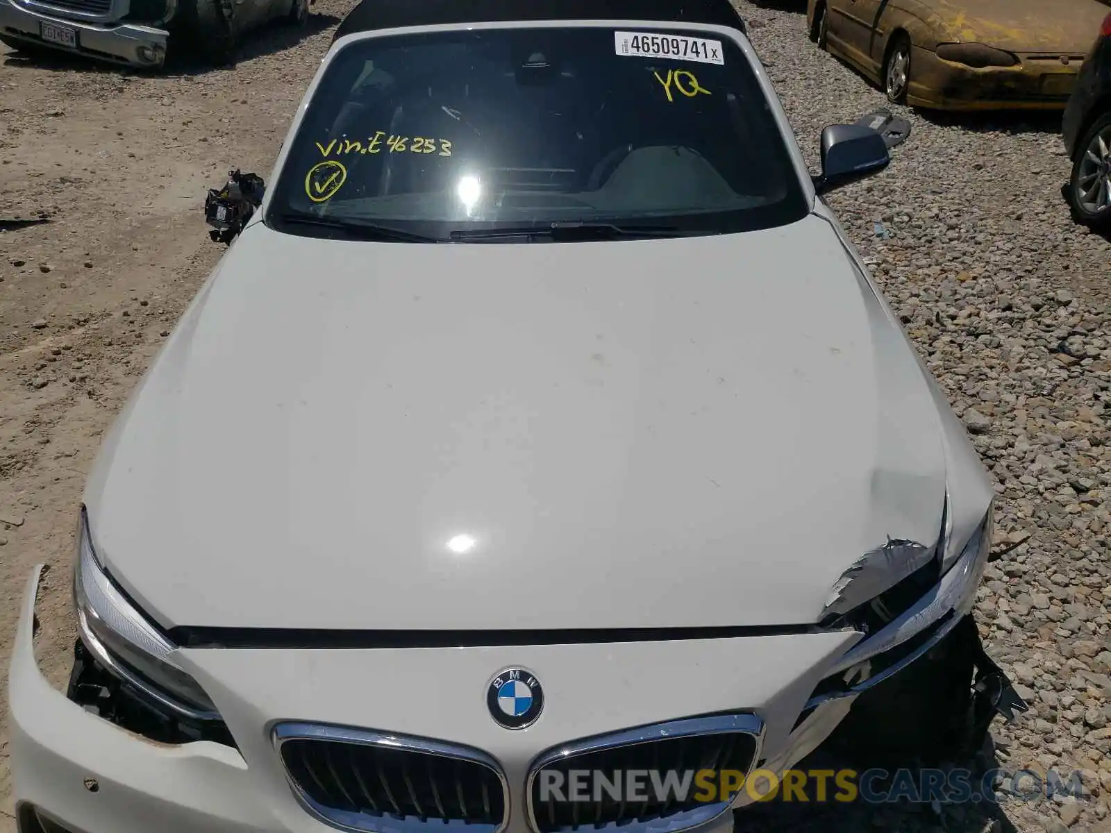 7 Photograph of a damaged car WBA2N3C59KVE46253 BMW M2 2019