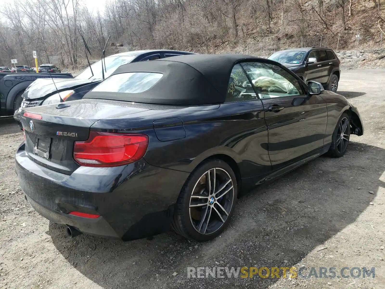 4 Photograph of a damaged car WBA2N3C59KVE46379 BMW M2 2019