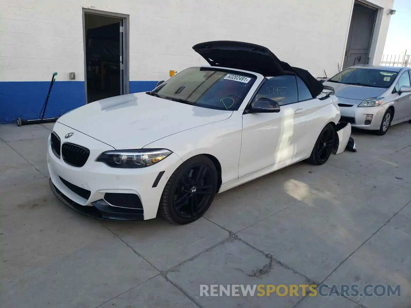 2 Photograph of a damaged car WBA2N3C5XKVJ57332 BMW M2 2019