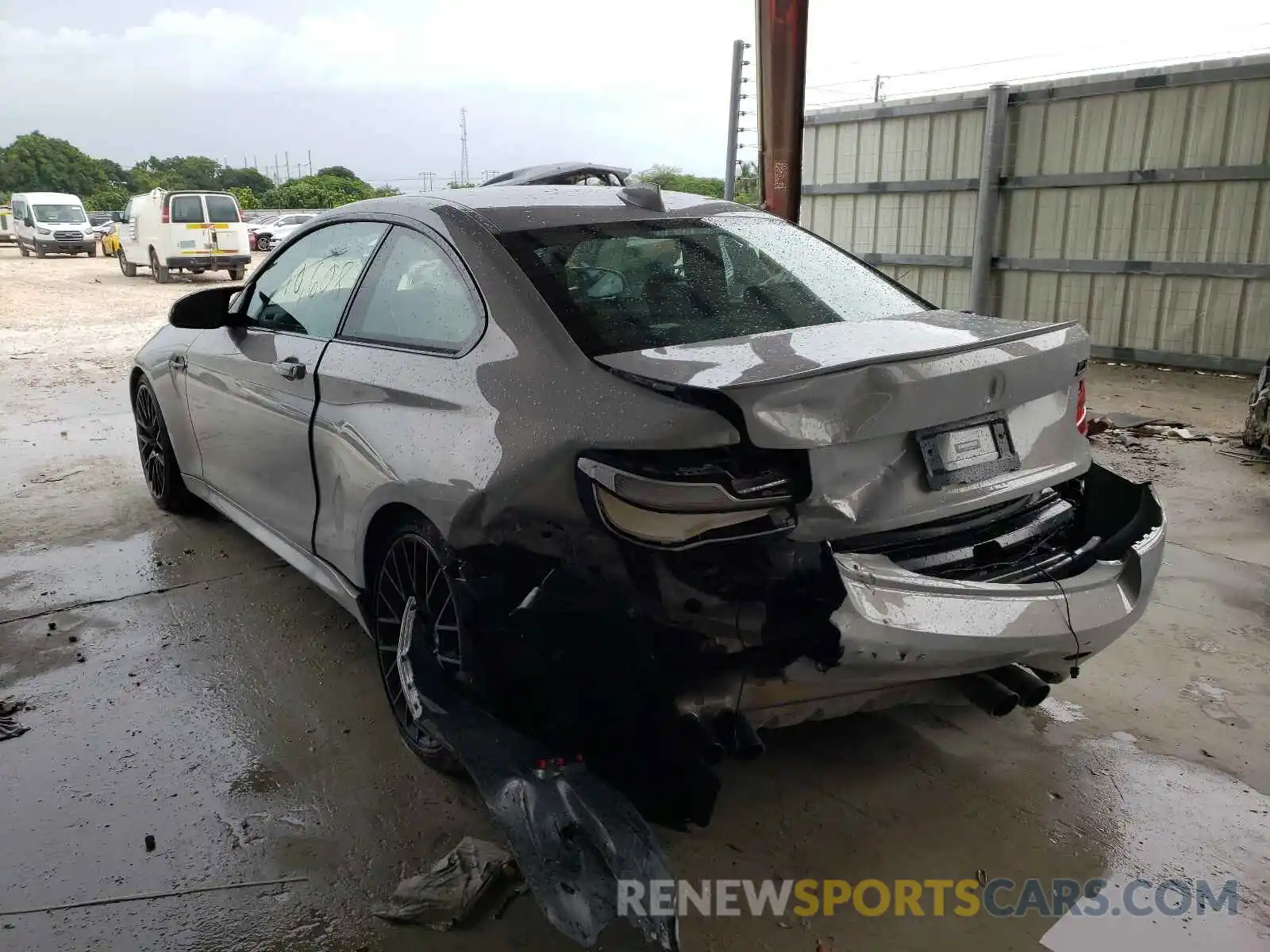 9 Photograph of a damaged car WBS2U7C50KVB09010 BMW M2 2019