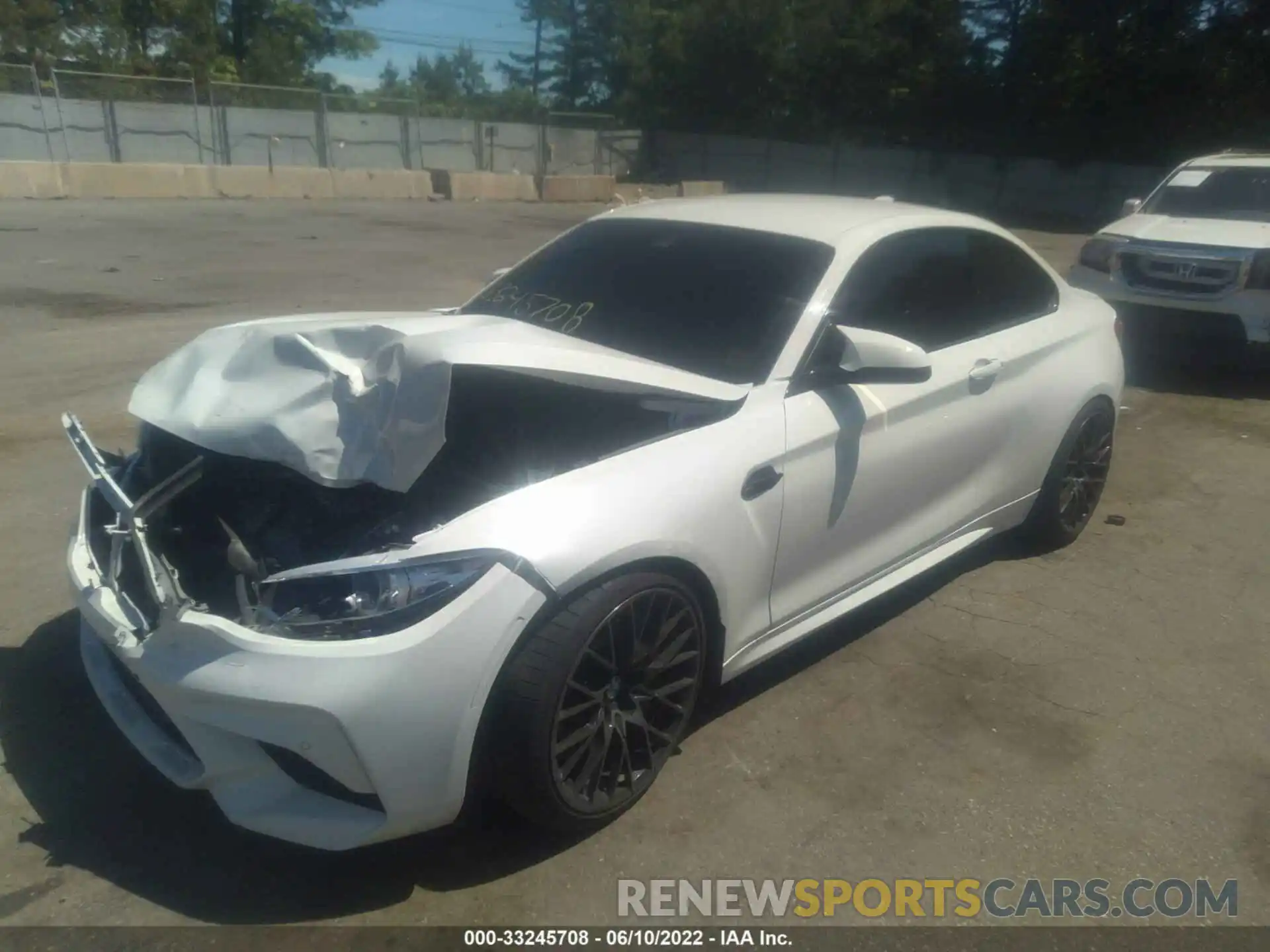 2 Photograph of a damaged car WBS2U7C50KVB09153 BMW M2 2019