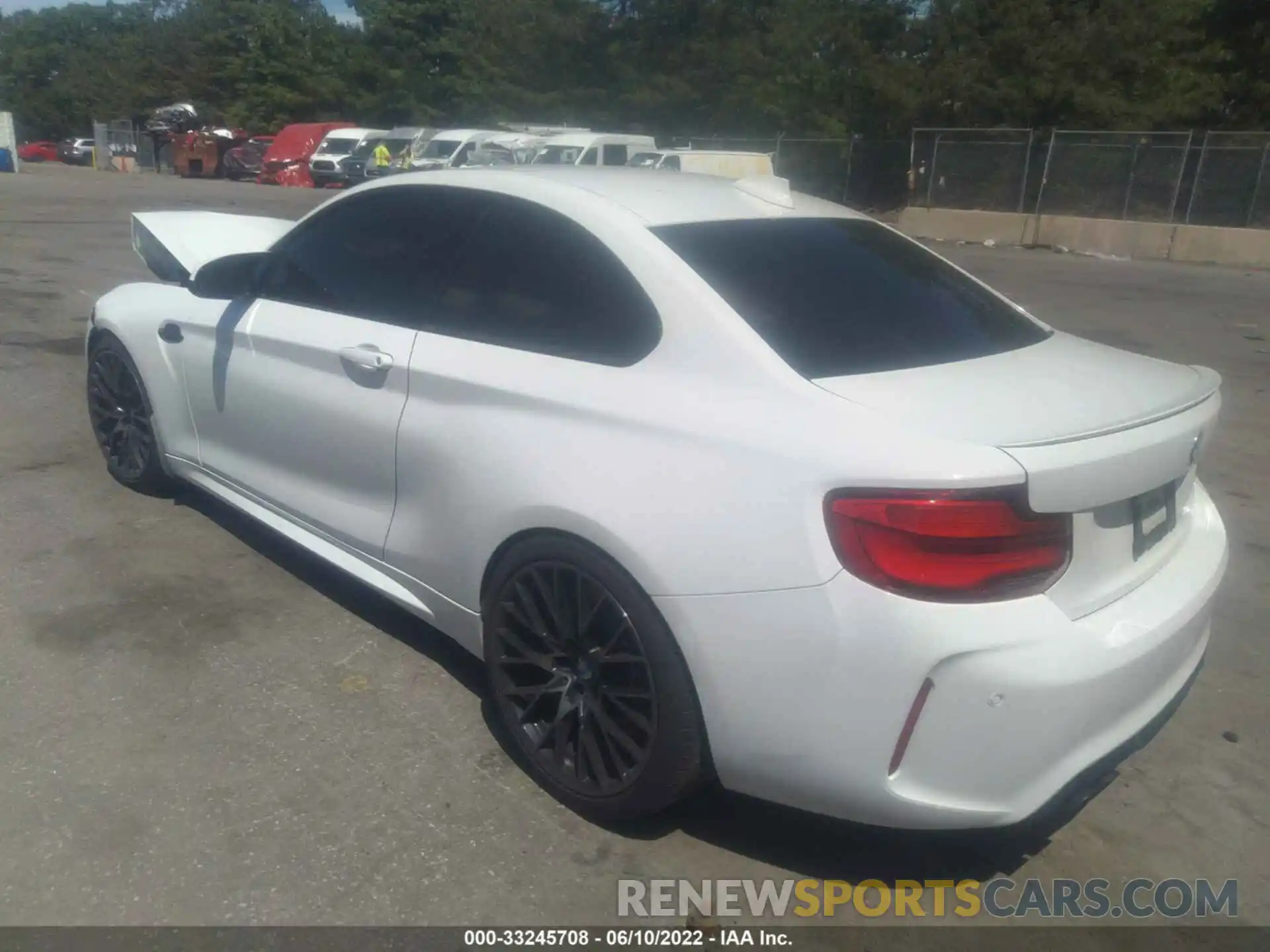 3 Photograph of a damaged car WBS2U7C50KVB09153 BMW M2 2019