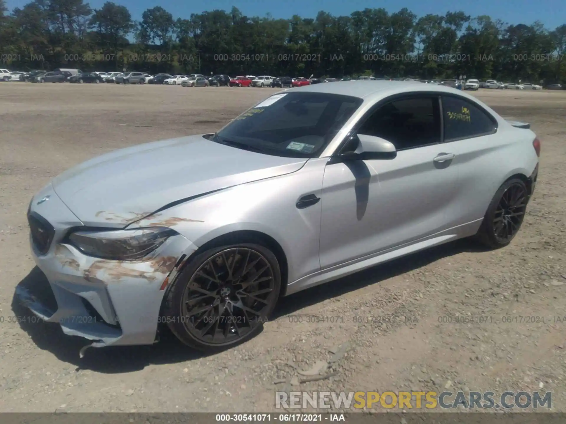 2 Photograph of a damaged car WBS2U7C51K7D01217 BMW M2 2019