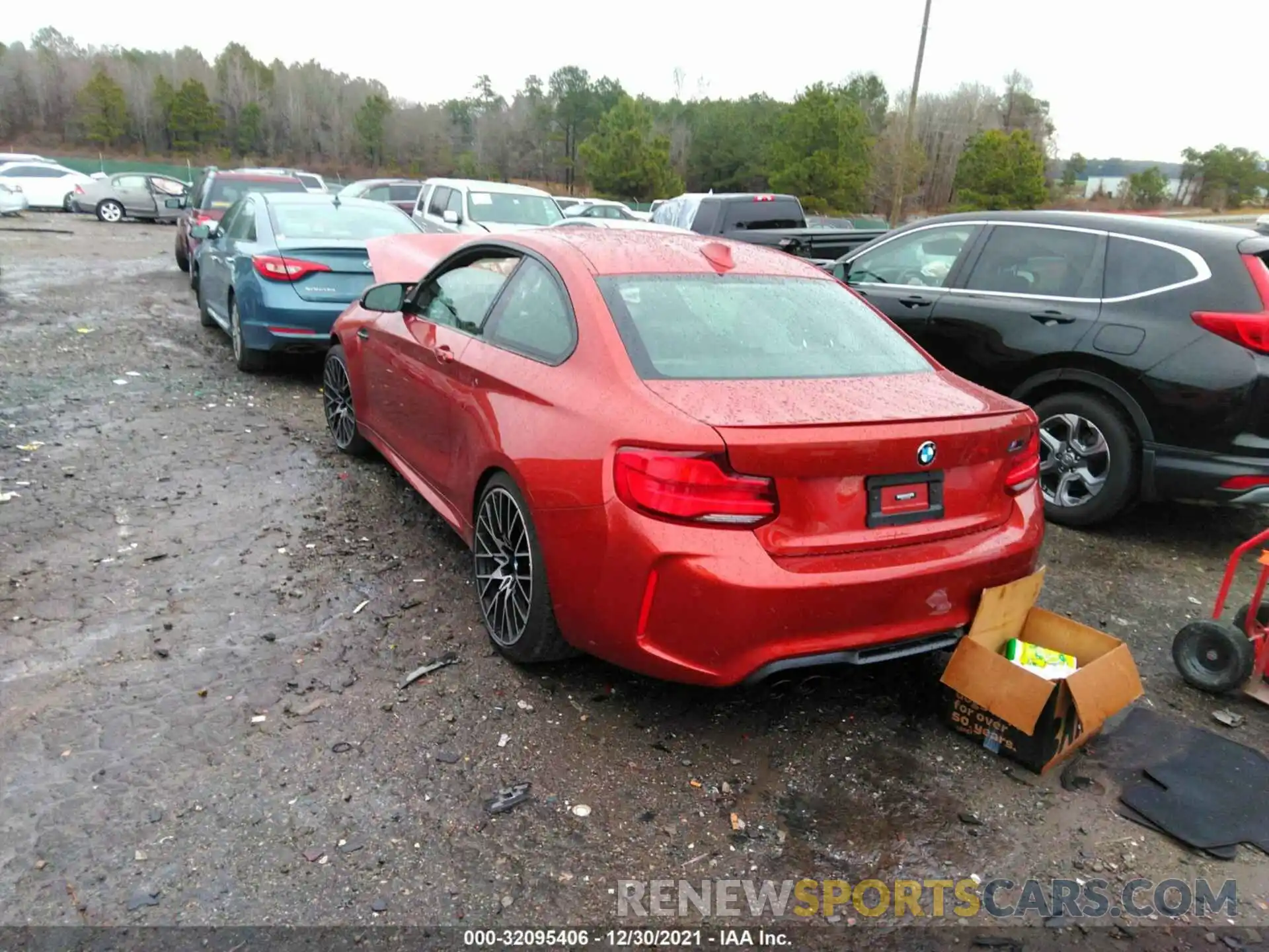 3 Photograph of a damaged car WBS2U7C51K7D43189 BMW M2 2019