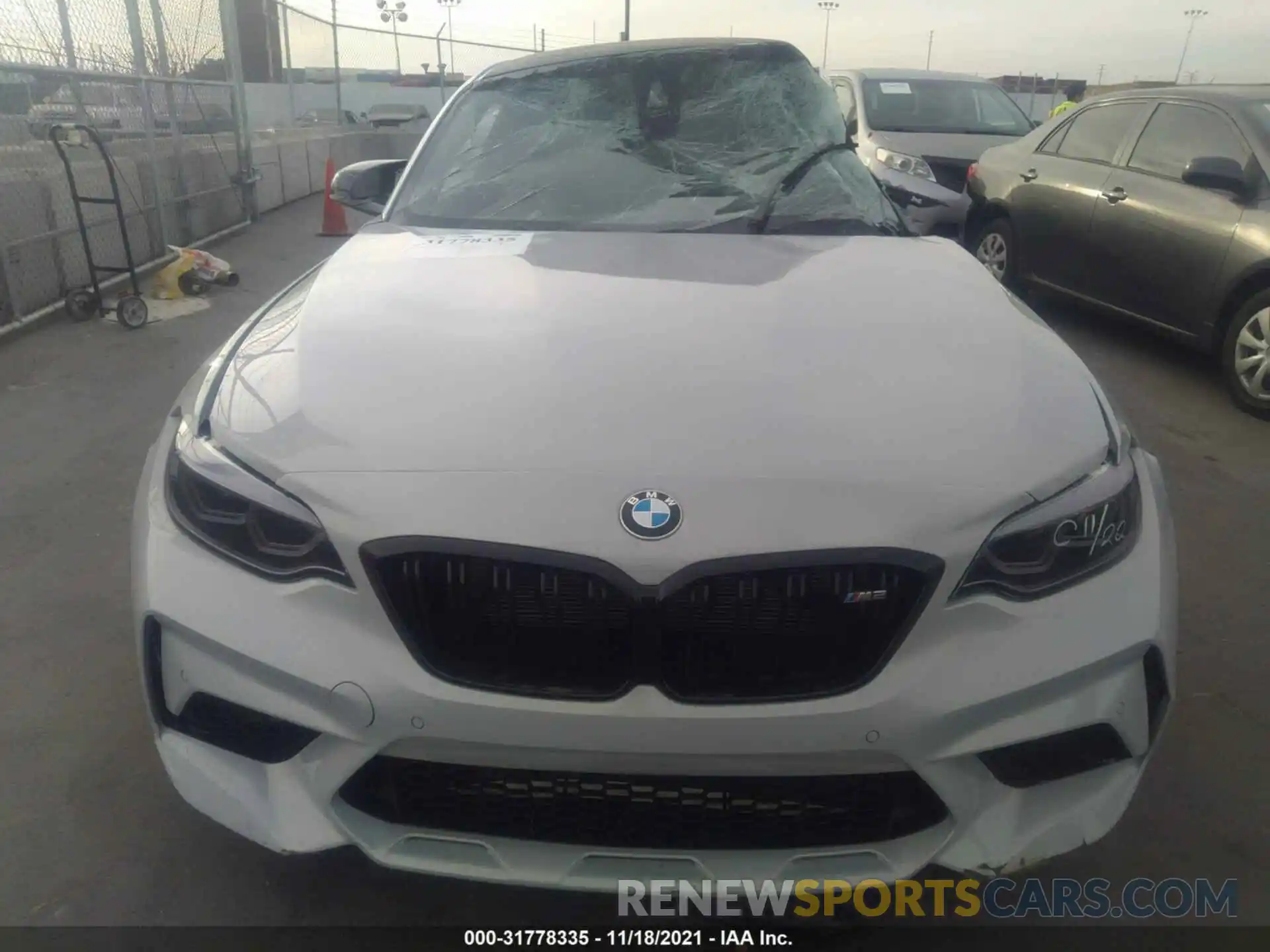 10 Photograph of a damaged car WBS2U7C51KVB08898 BMW M2 2019