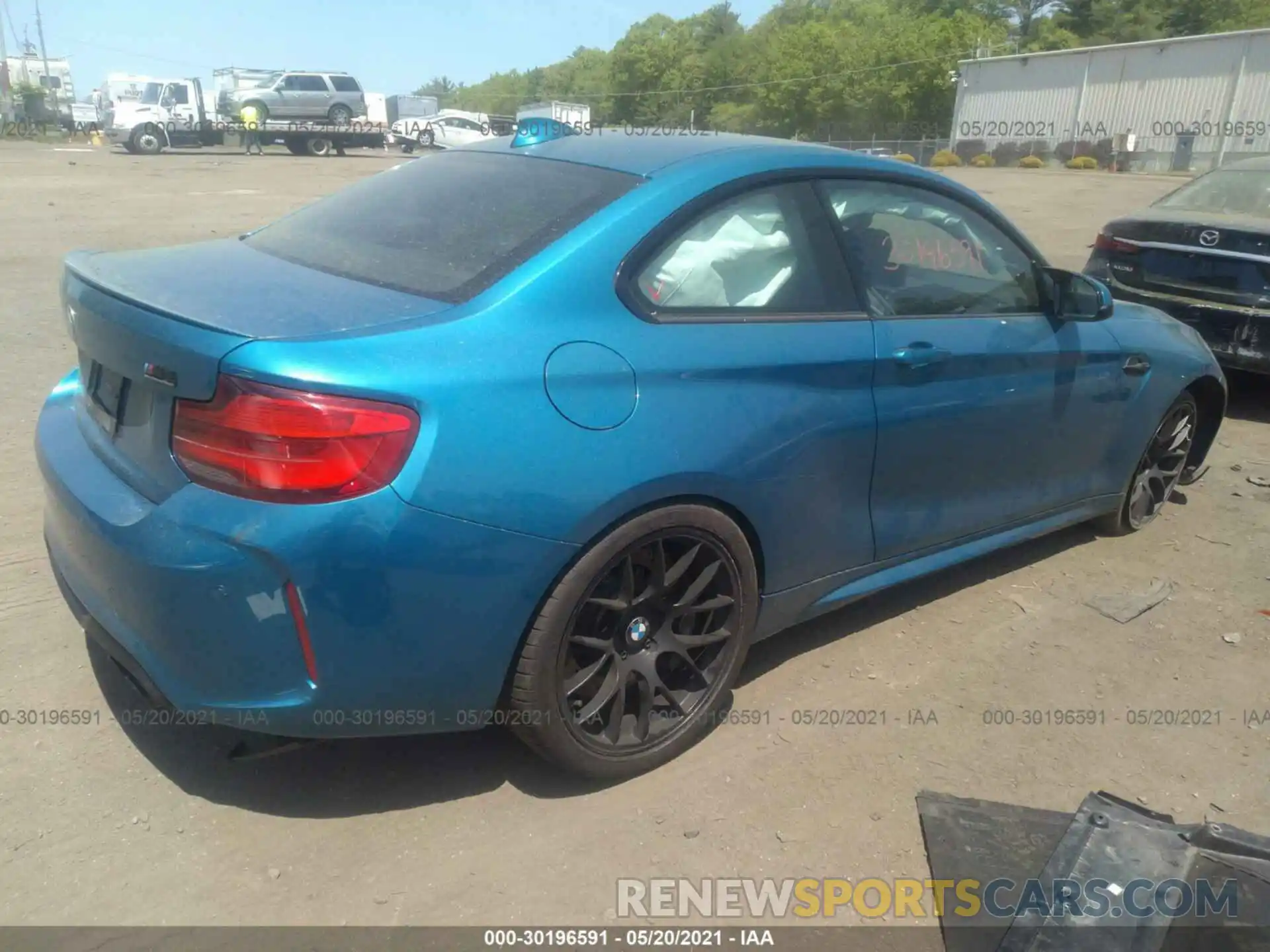 4 Photograph of a damaged car WBS2U7C51KVB09212 BMW M2 2019