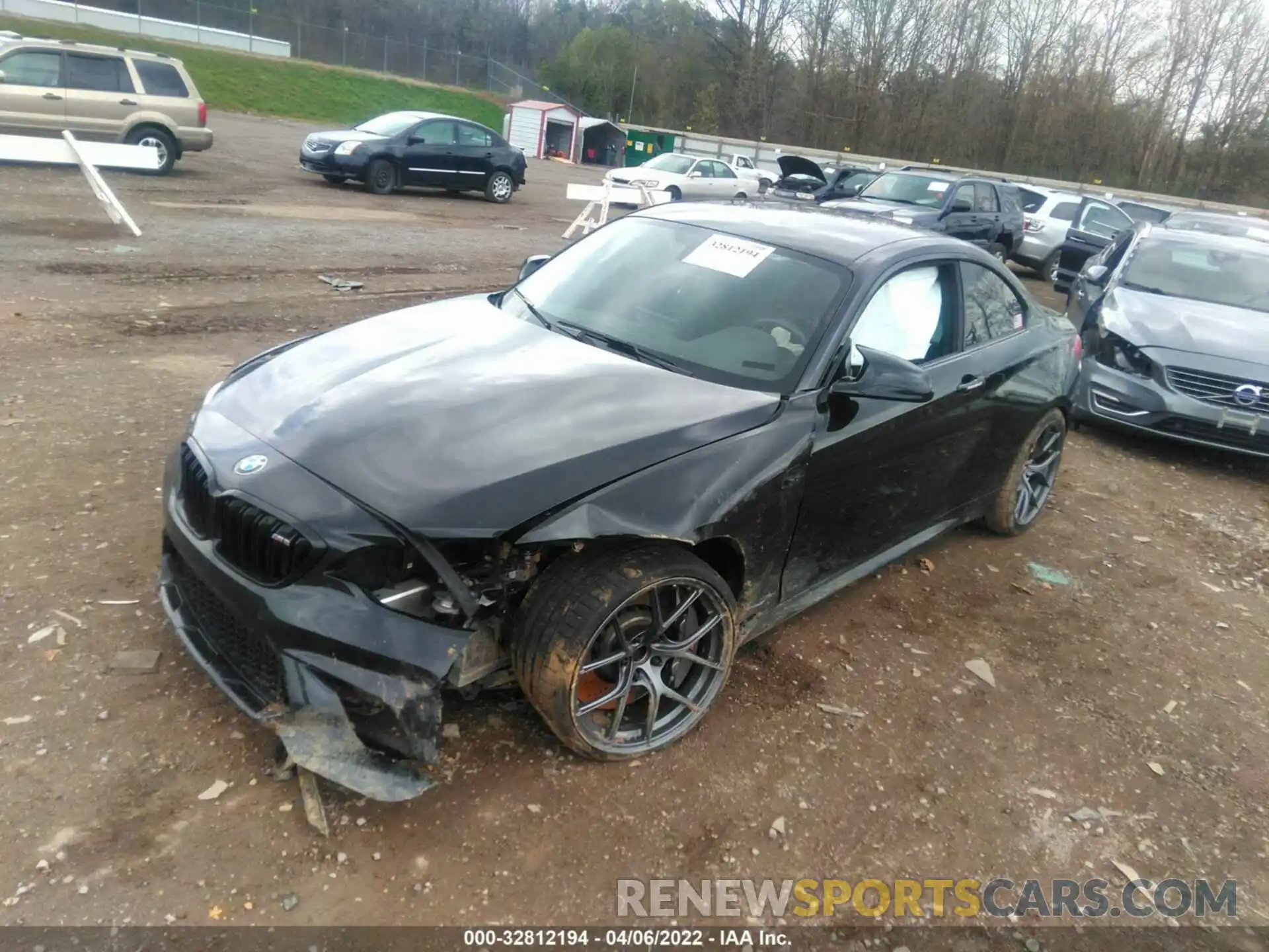 2 Photograph of a damaged car WBS2U7C52K7D10217 BMW M2 2019