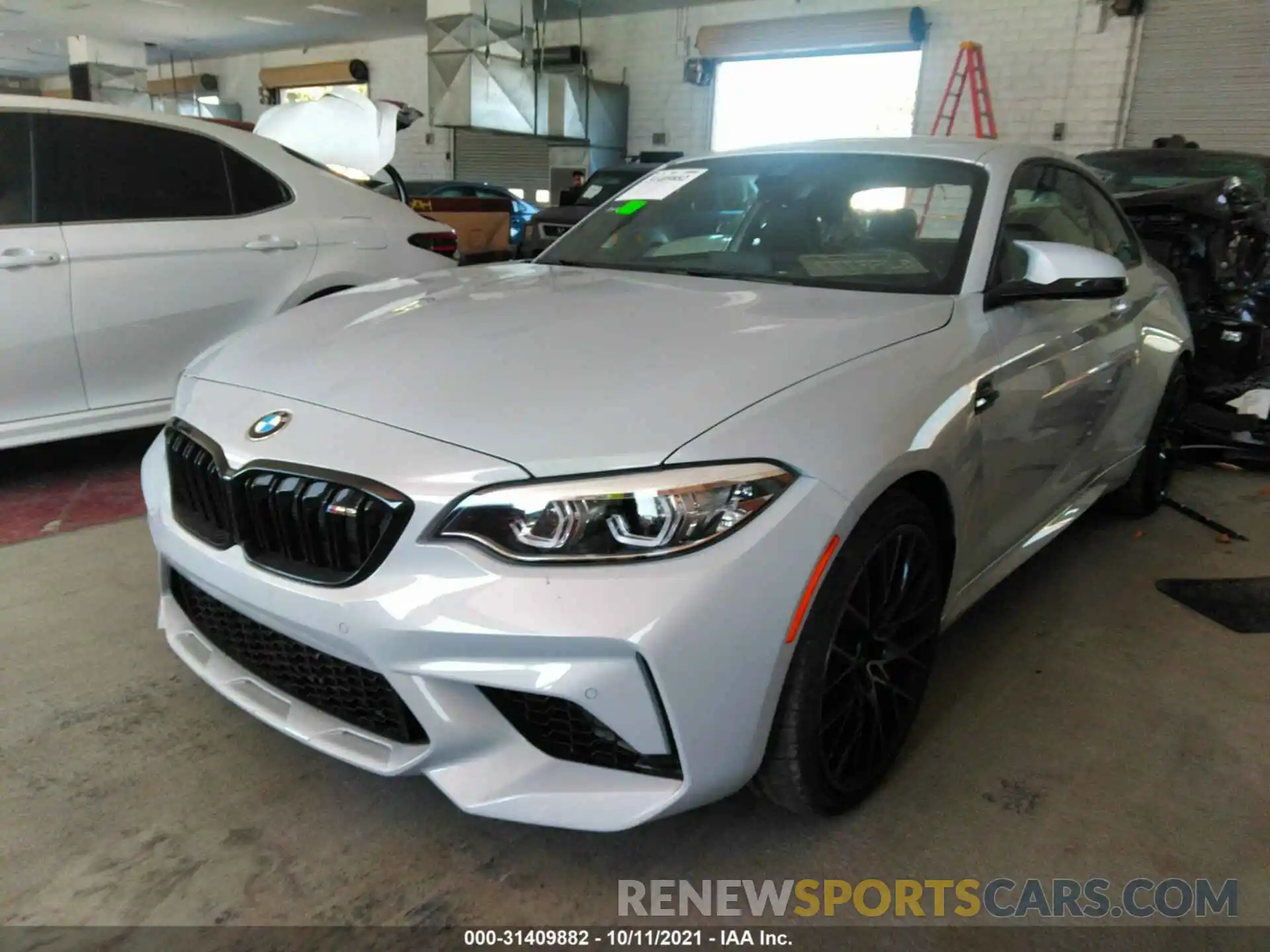 2 Photograph of a damaged car WBS2U7C53K7D17256 BMW M2 2019