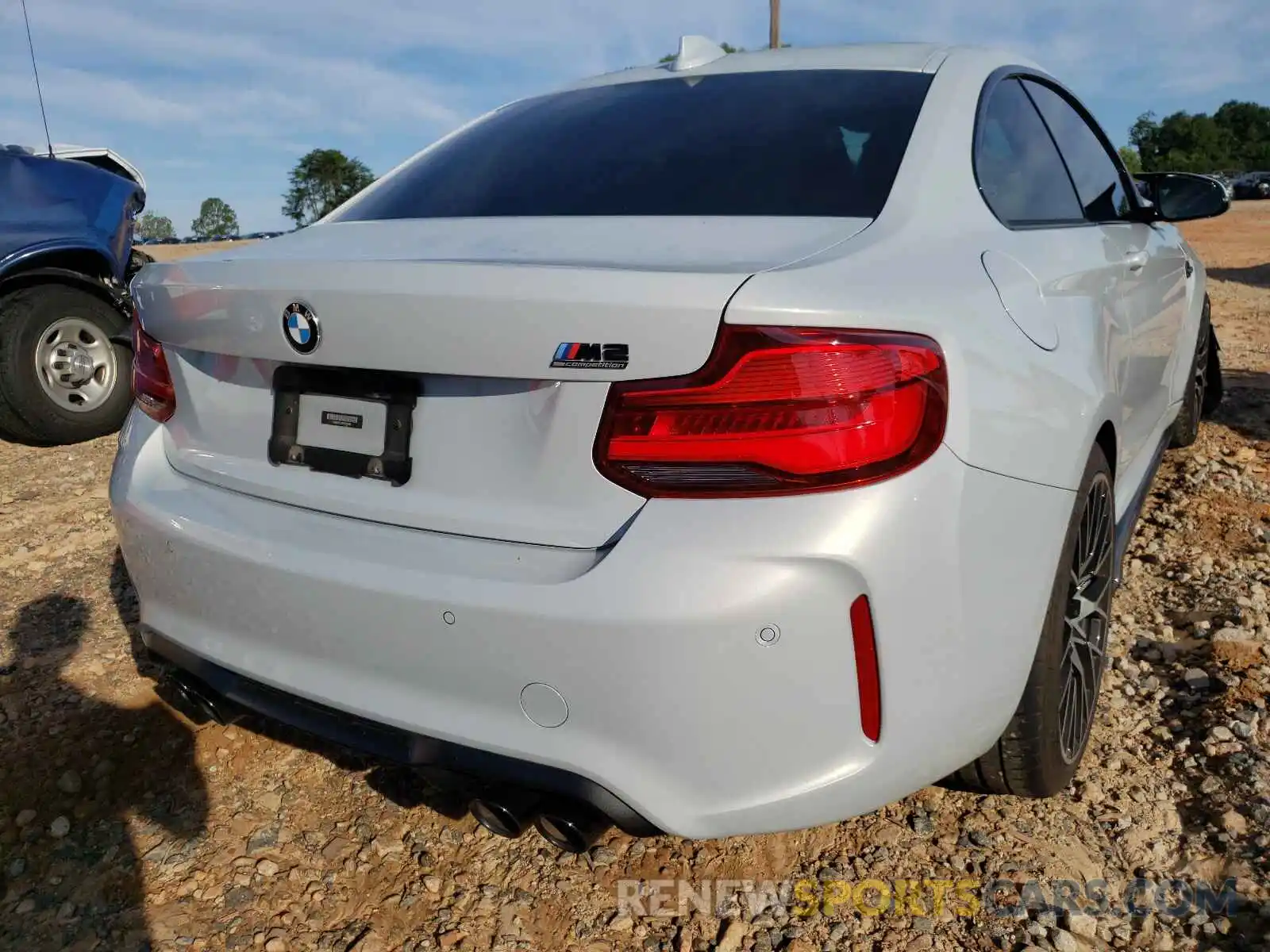 4 Photograph of a damaged car WBS2U7C54KVJ07662 BMW M2 2019