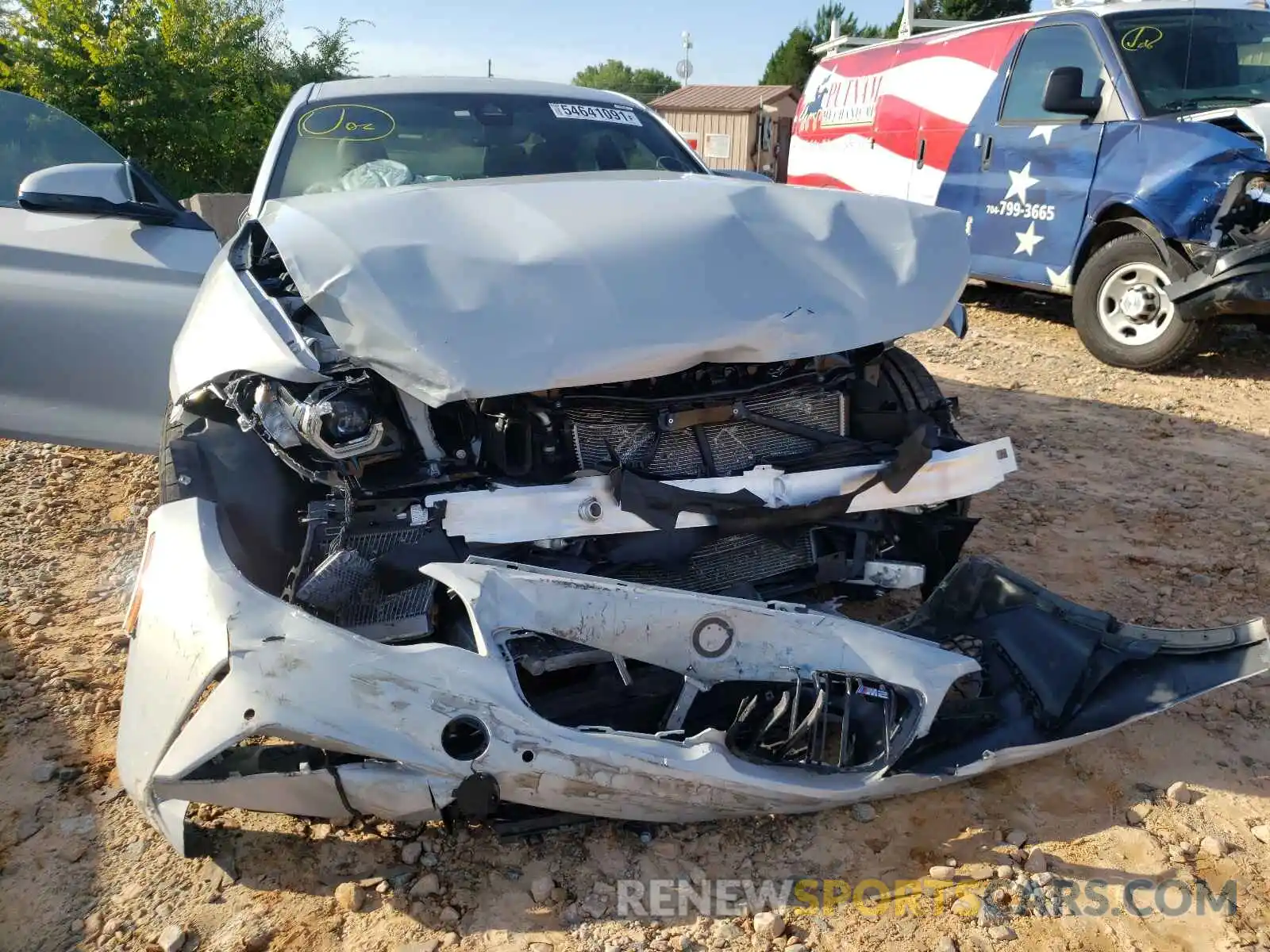 9 Photograph of a damaged car WBS2U7C54KVJ07662 BMW M2 2019