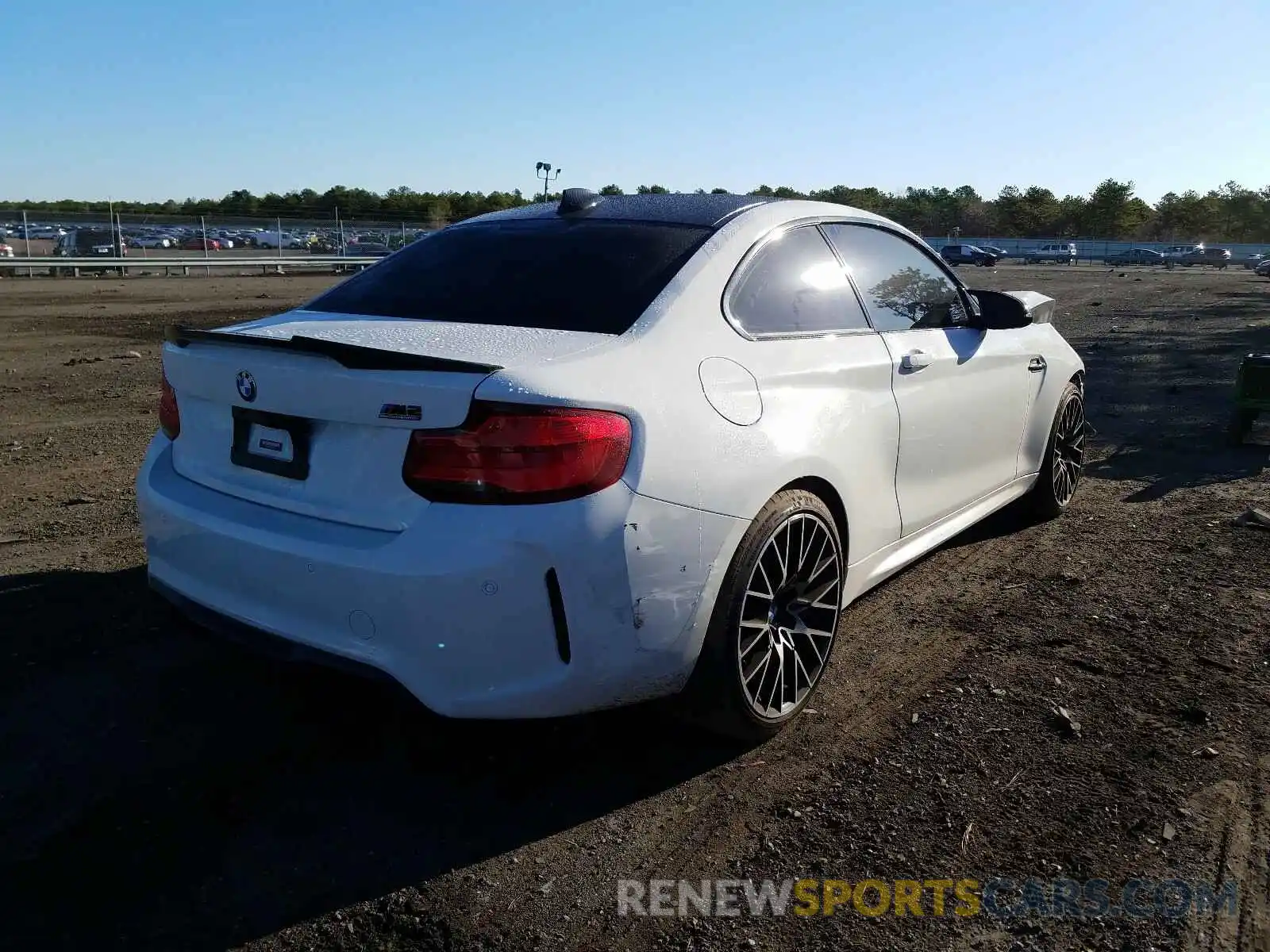 4 Photograph of a damaged car WBS2U7C55KVJ07766 BMW M2 2019