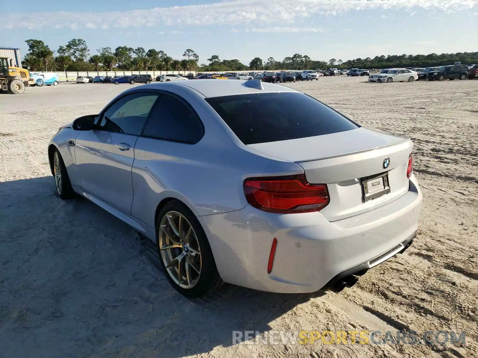 3 Photograph of a damaged car WBS2U7C56K7D14318 BMW M2 2019