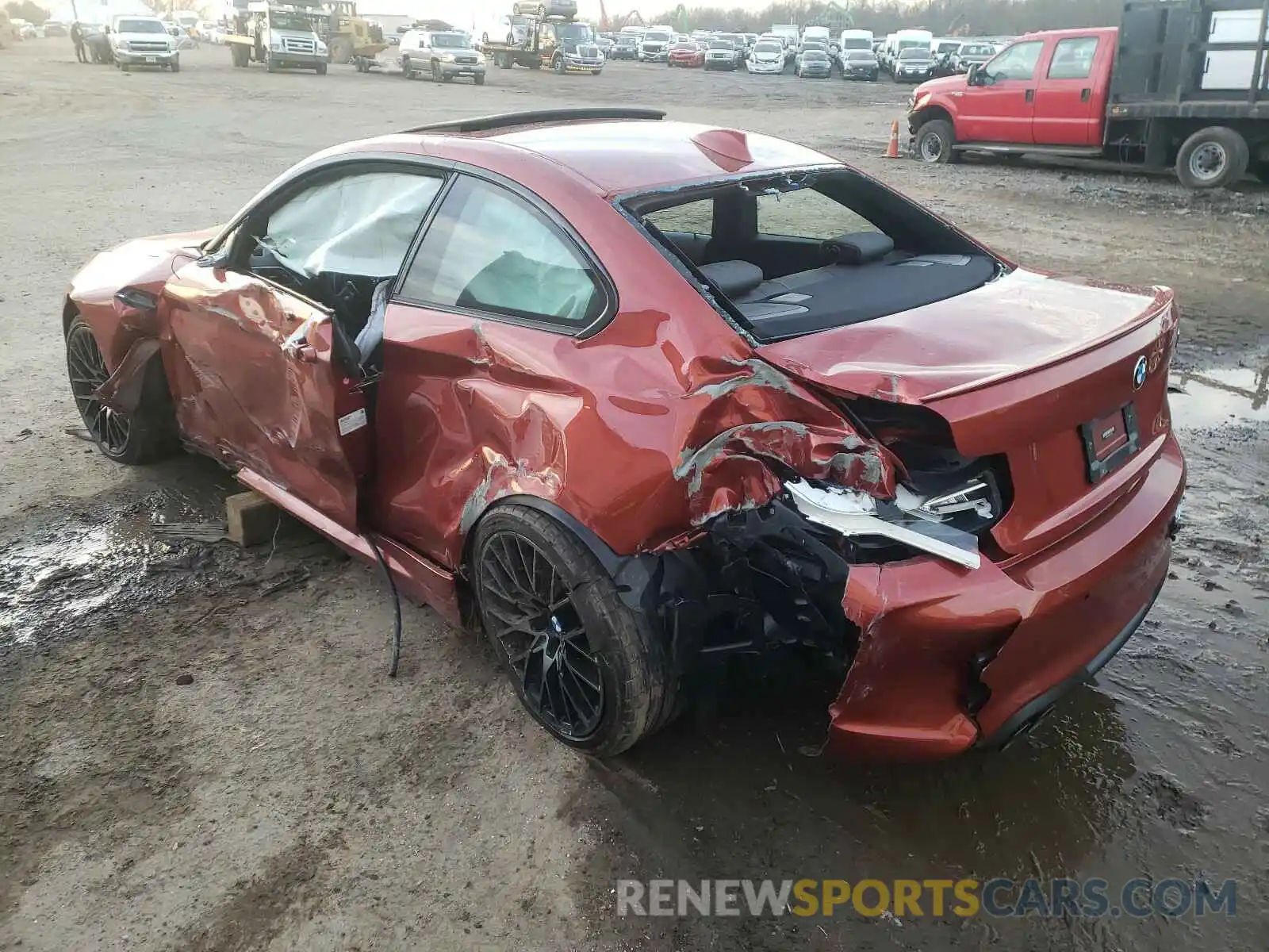 10 Photograph of a damaged car WBS2U7C56KVJ07646 BMW M2 2019