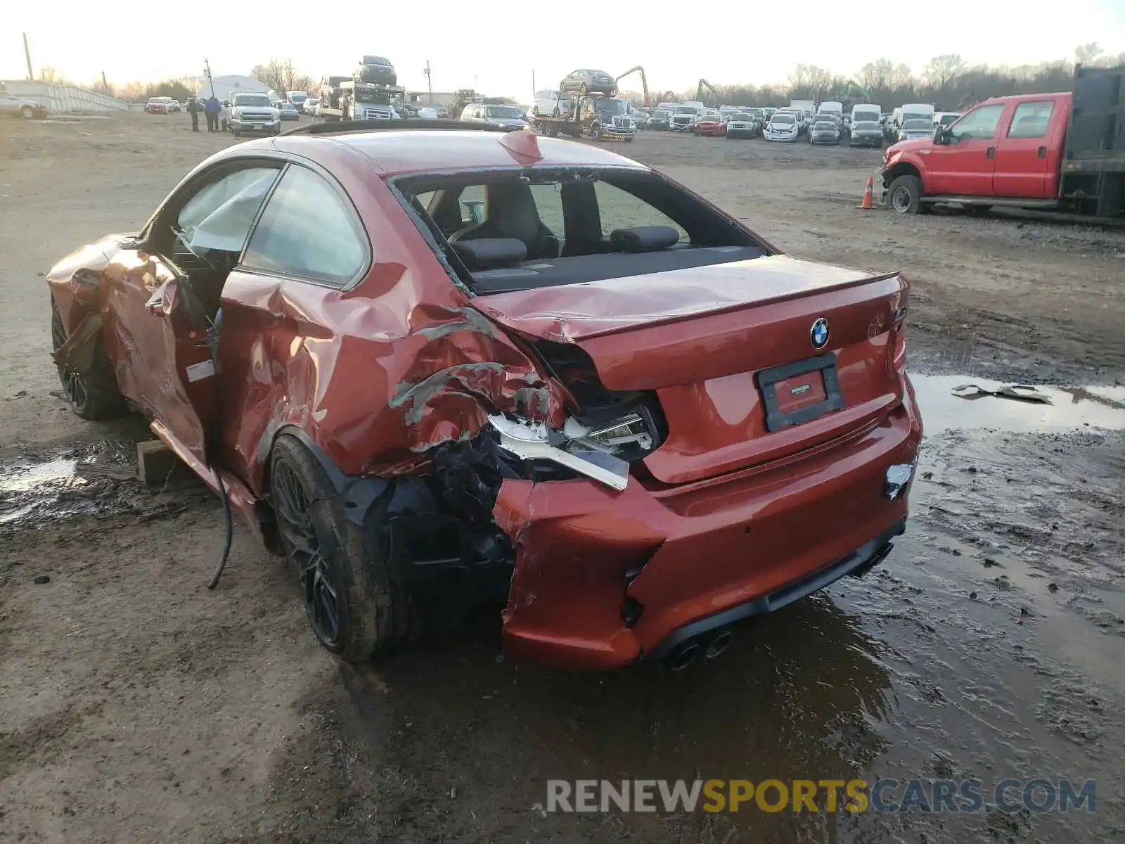 3 Photograph of a damaged car WBS2U7C56KVJ07646 BMW M2 2019