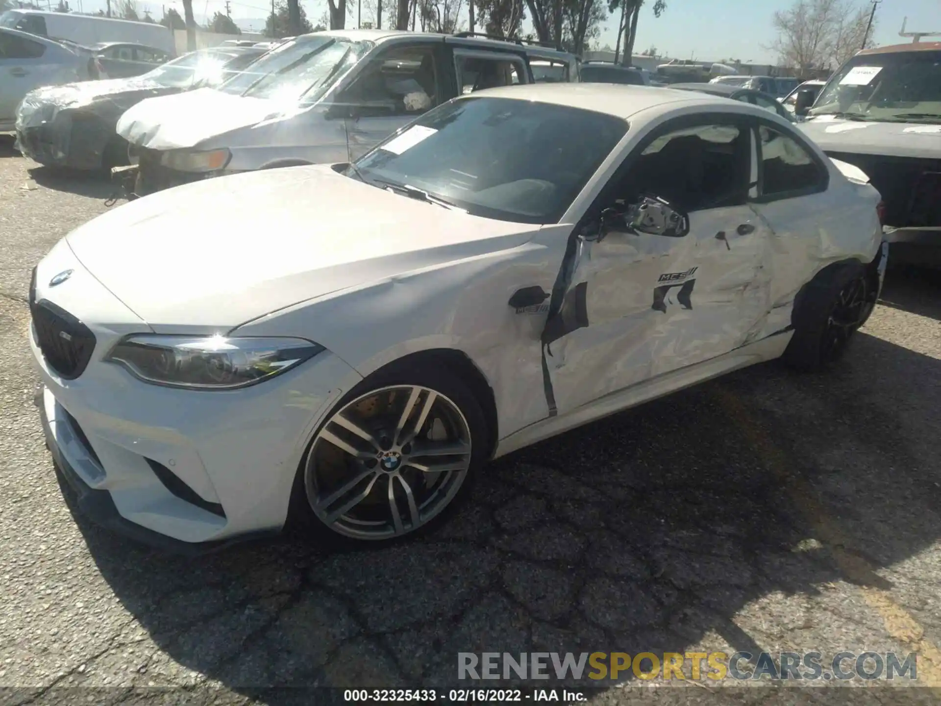 2 Photograph of a damaged car WBS2U7C57K7D35131 BMW M2 2019