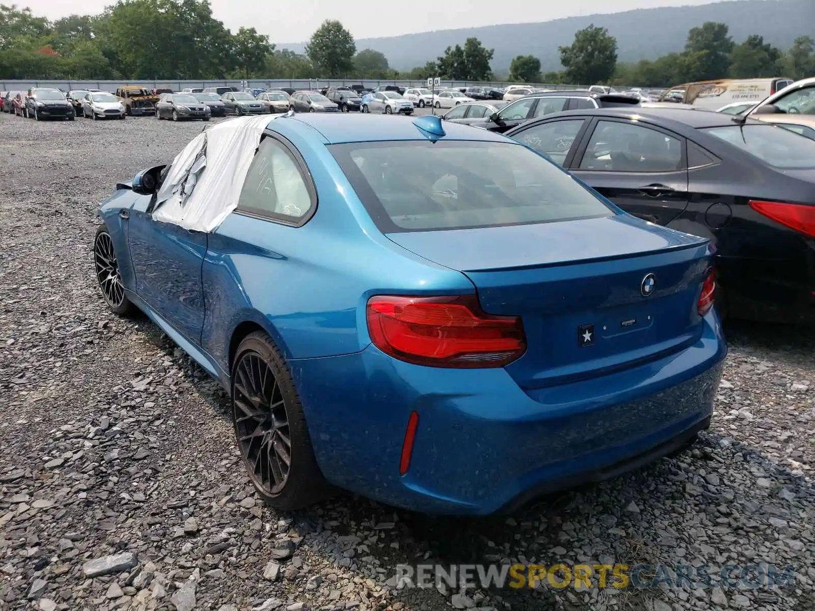 3 Photograph of a damaged car WBS2U7C57KVB09103 BMW M2 2019