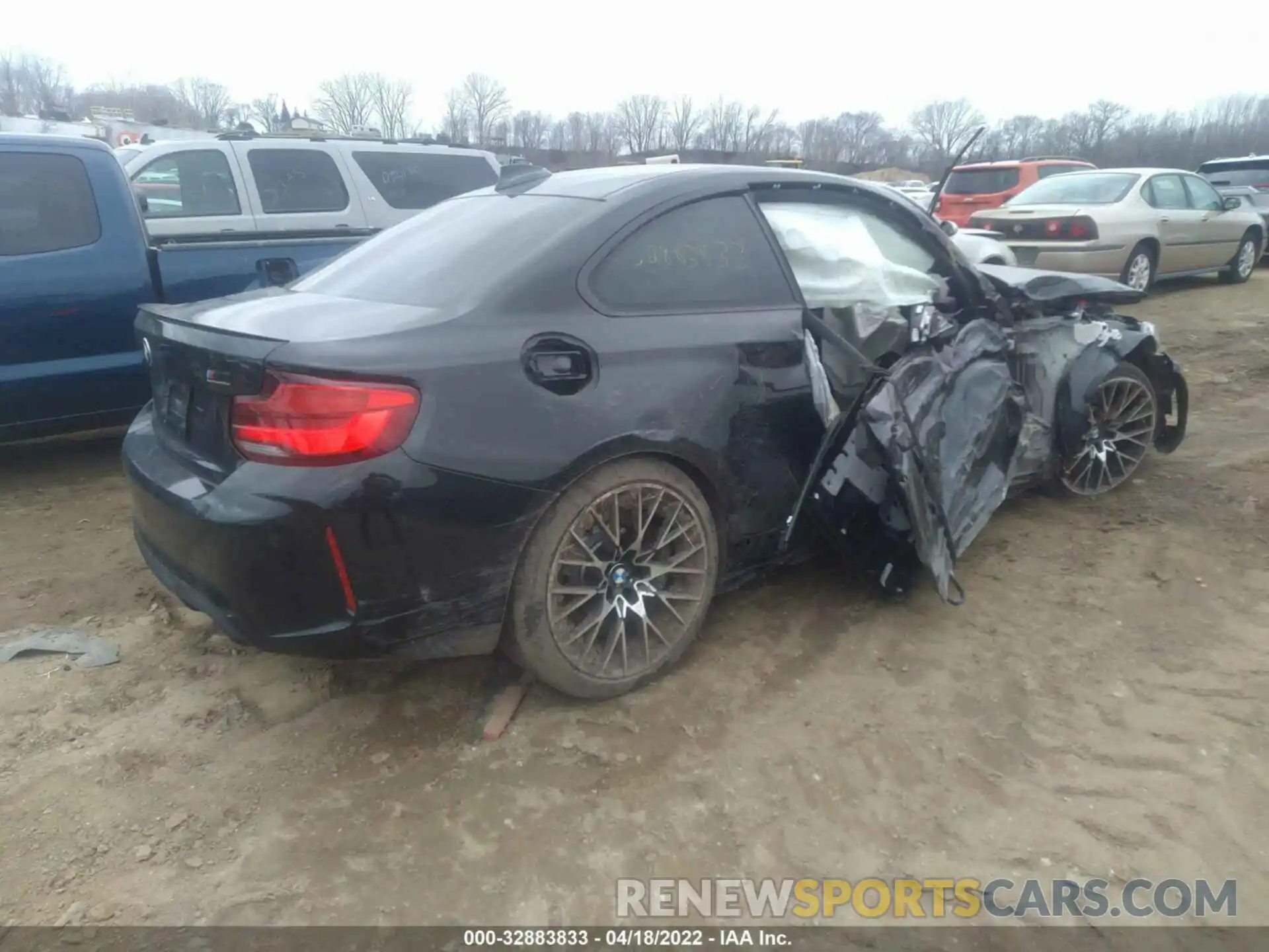 4 Photograph of a damaged car WBS2U7C57KVJ07736 BMW M2 2019