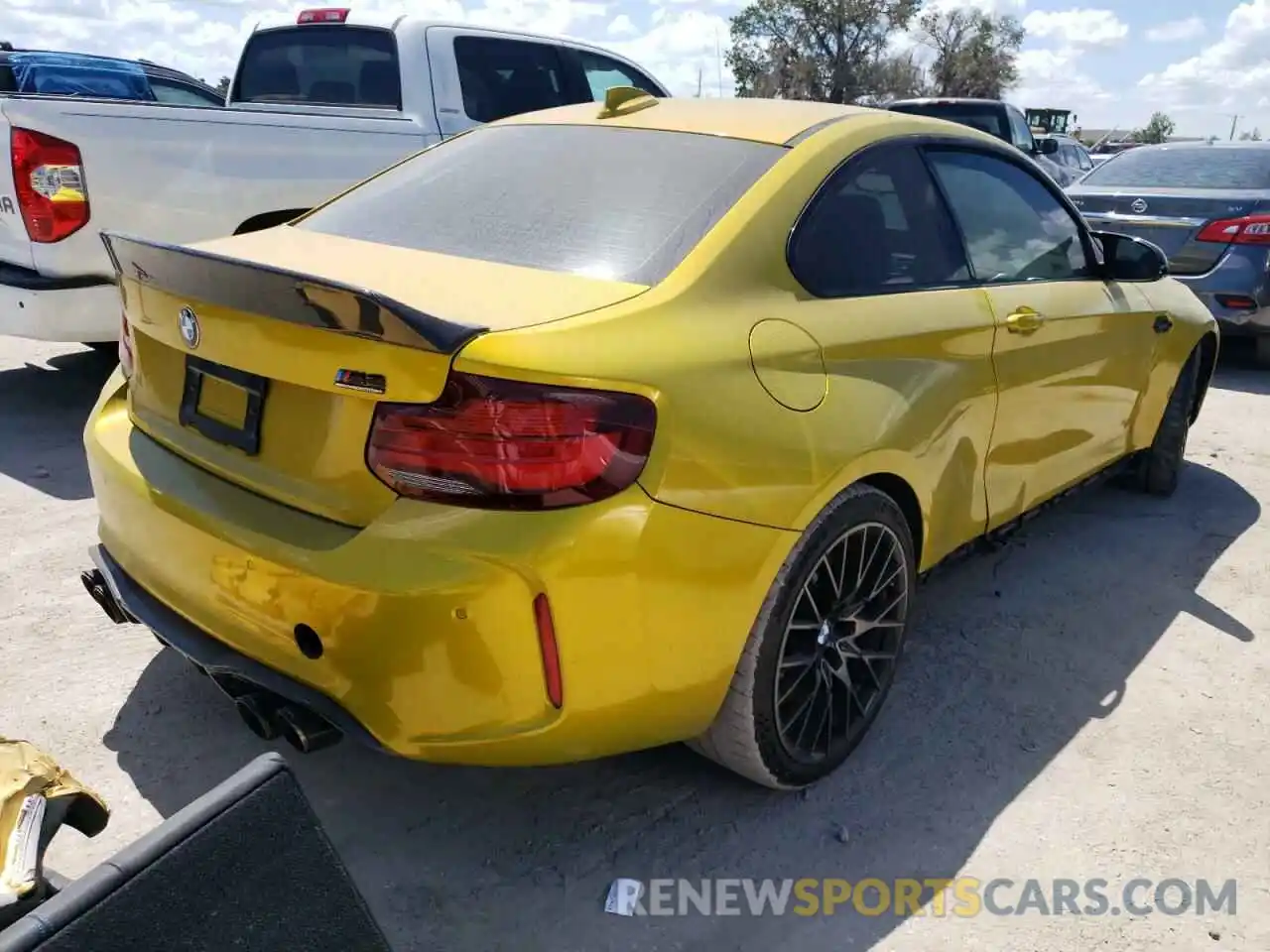 4 Photograph of a damaged car WBS2U7C01L7E49132 BMW M2 2020