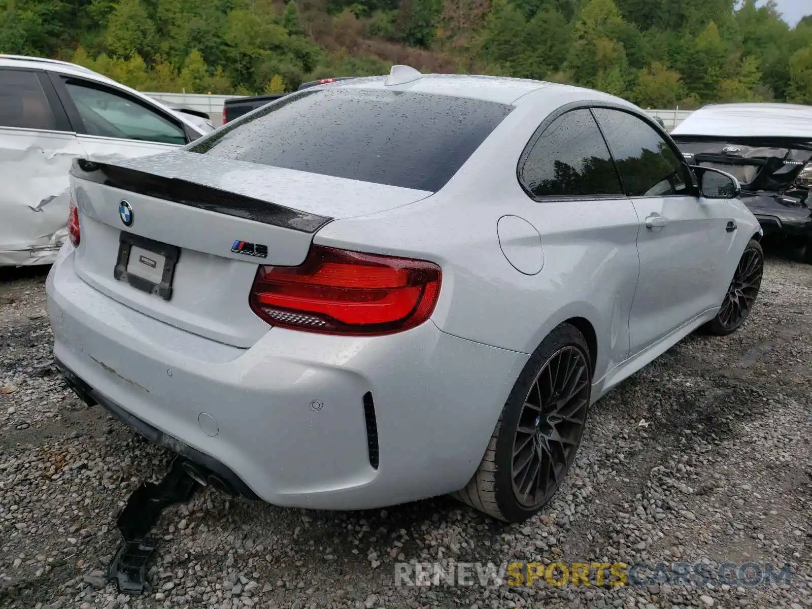 4 Photograph of a damaged car WBS2U7C06L7D71740 BMW M2 2020