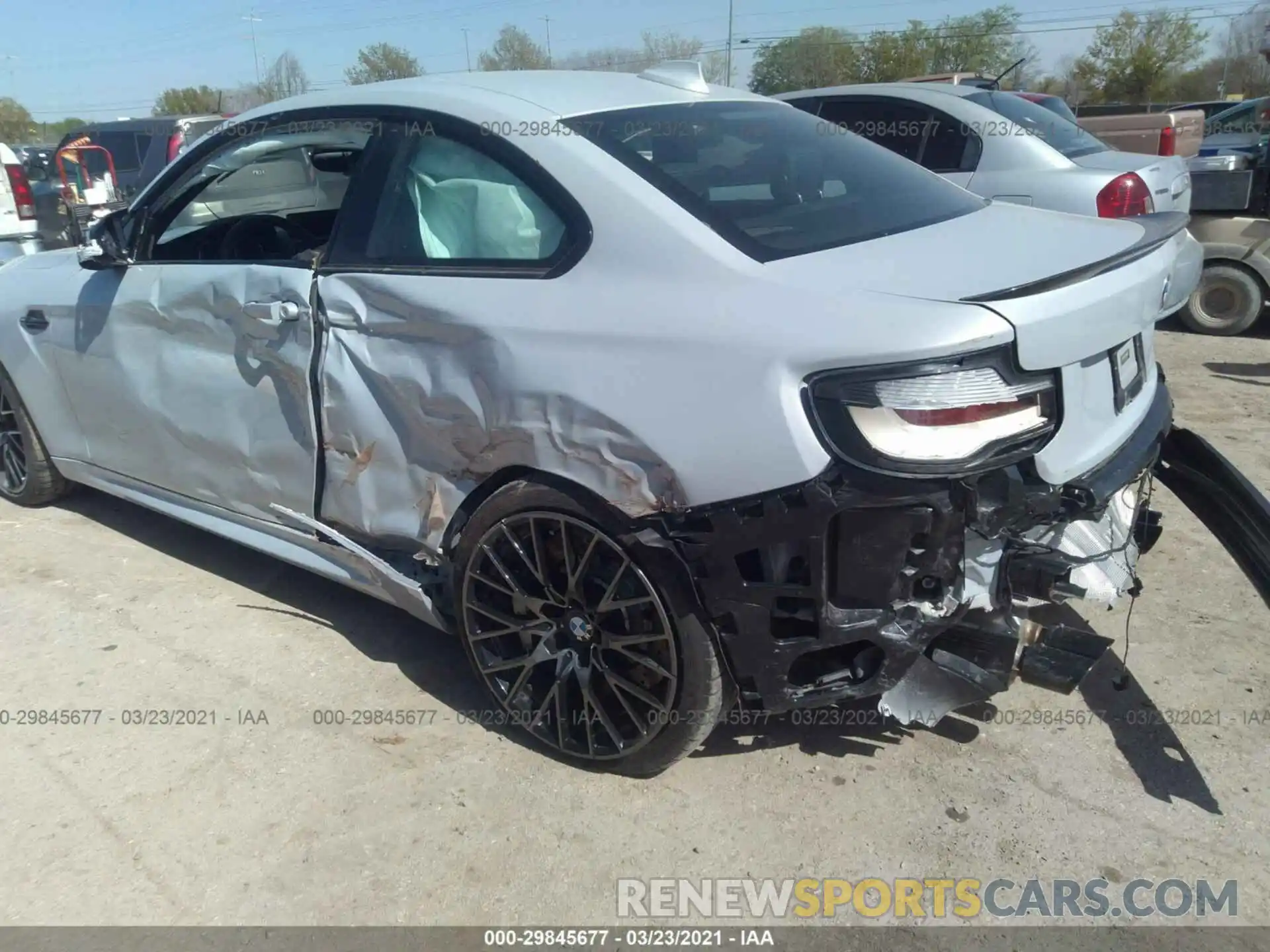 6 Photograph of a damaged car WBS2U7C06L7E16806 BMW M2 2020