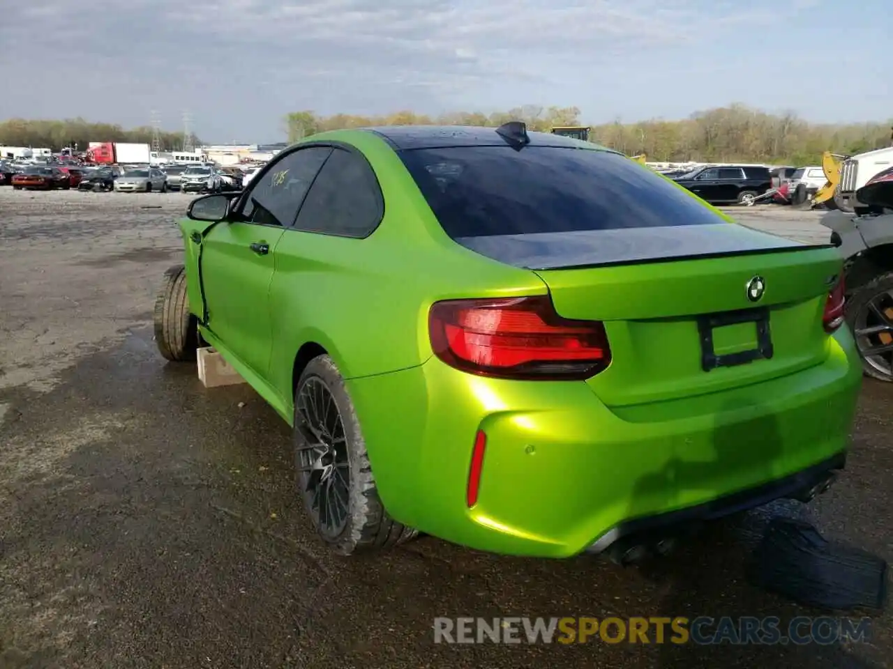 3 Photograph of a damaged car WBS2U7C09L7D70937 BMW M2 2020