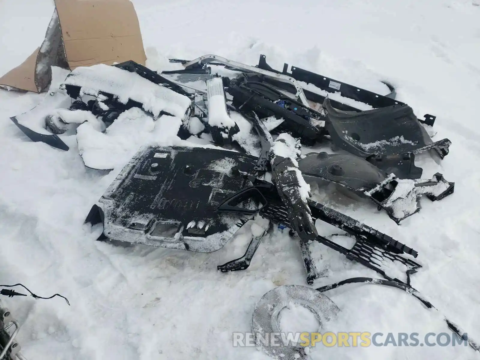 9 Photograph of a damaged car WBA13AL02M7H01942 BMW M2 2021