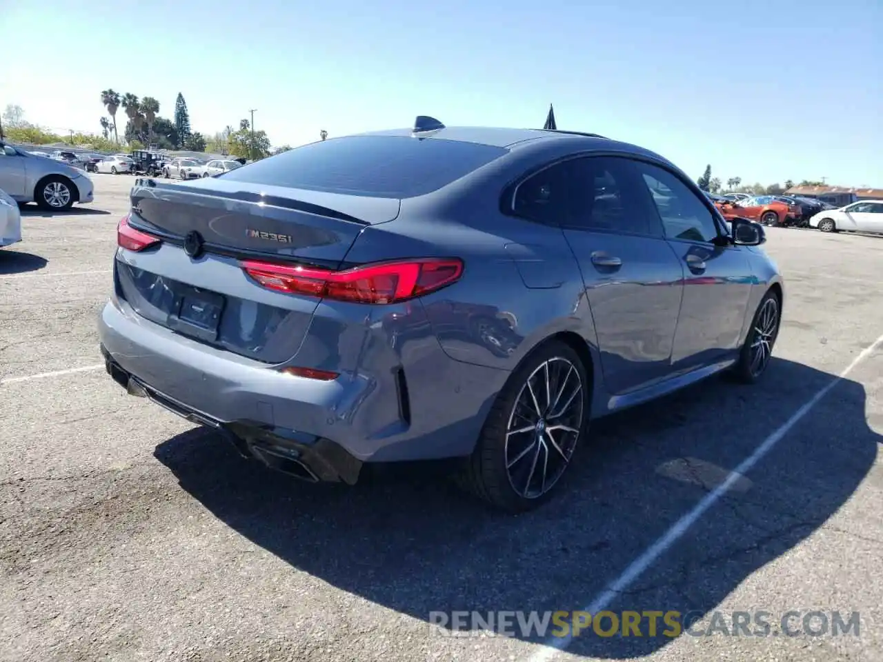 4 Photograph of a damaged car WBA13AL04M7G99725 BMW M2 2021