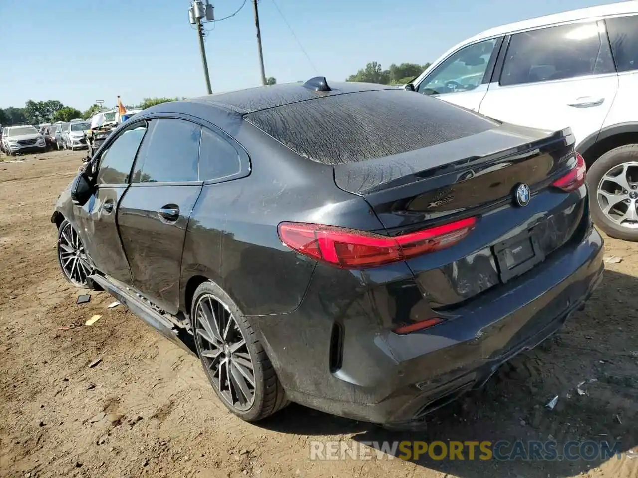 3 Photograph of a damaged car WBA13AL05M7H77669 BMW M2 2021