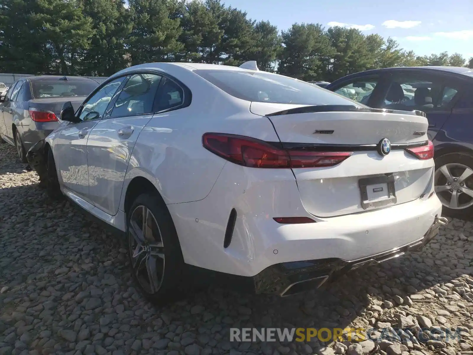 3 Photograph of a damaged car WBA13AL06M7H13494 BMW M2 2021