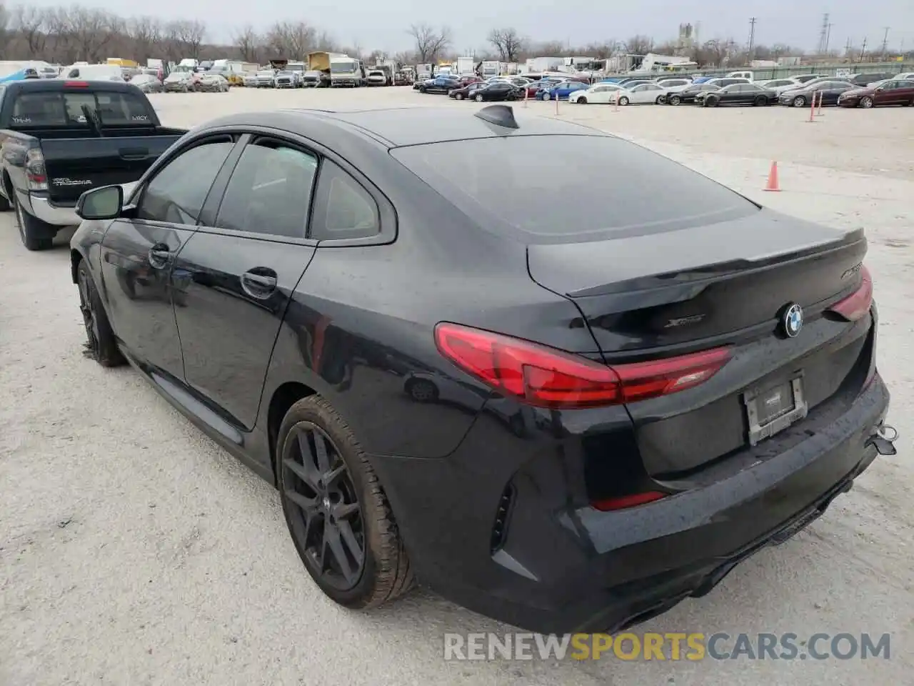 3 Photograph of a damaged car WBA13AL06M7H36144 BMW M2 2021